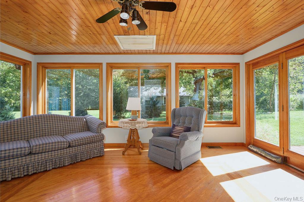 10 Burger Road – For Sale photo 4