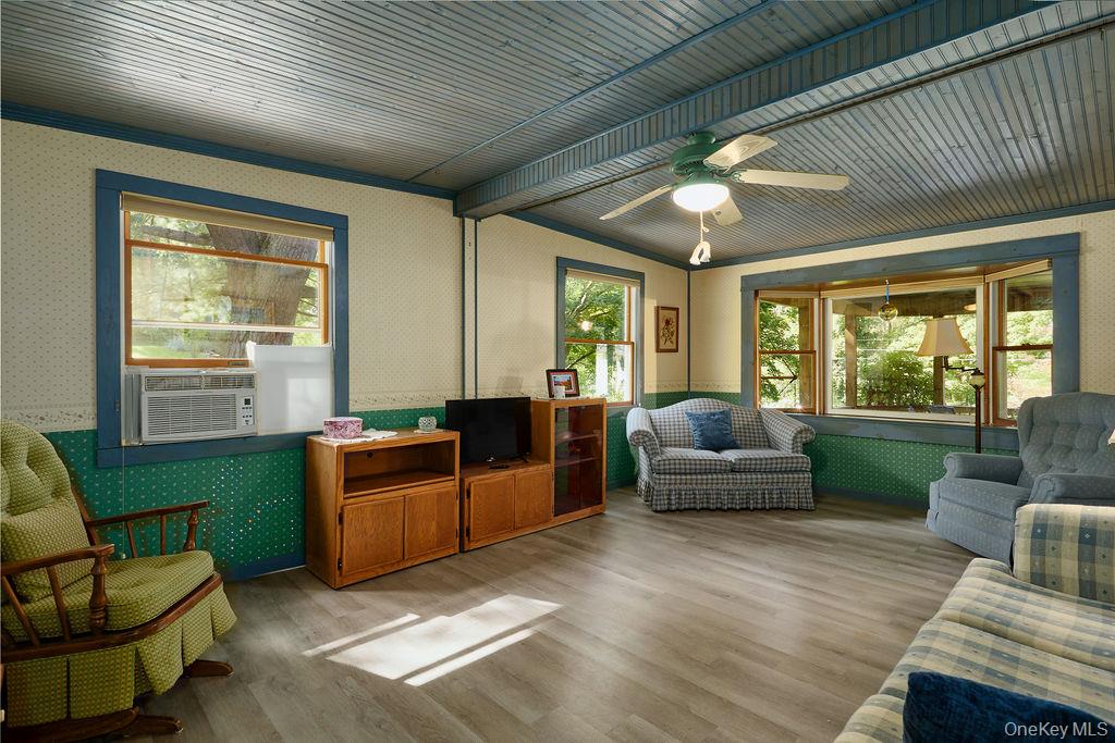 10 Burger Road – For Sale photo 5
