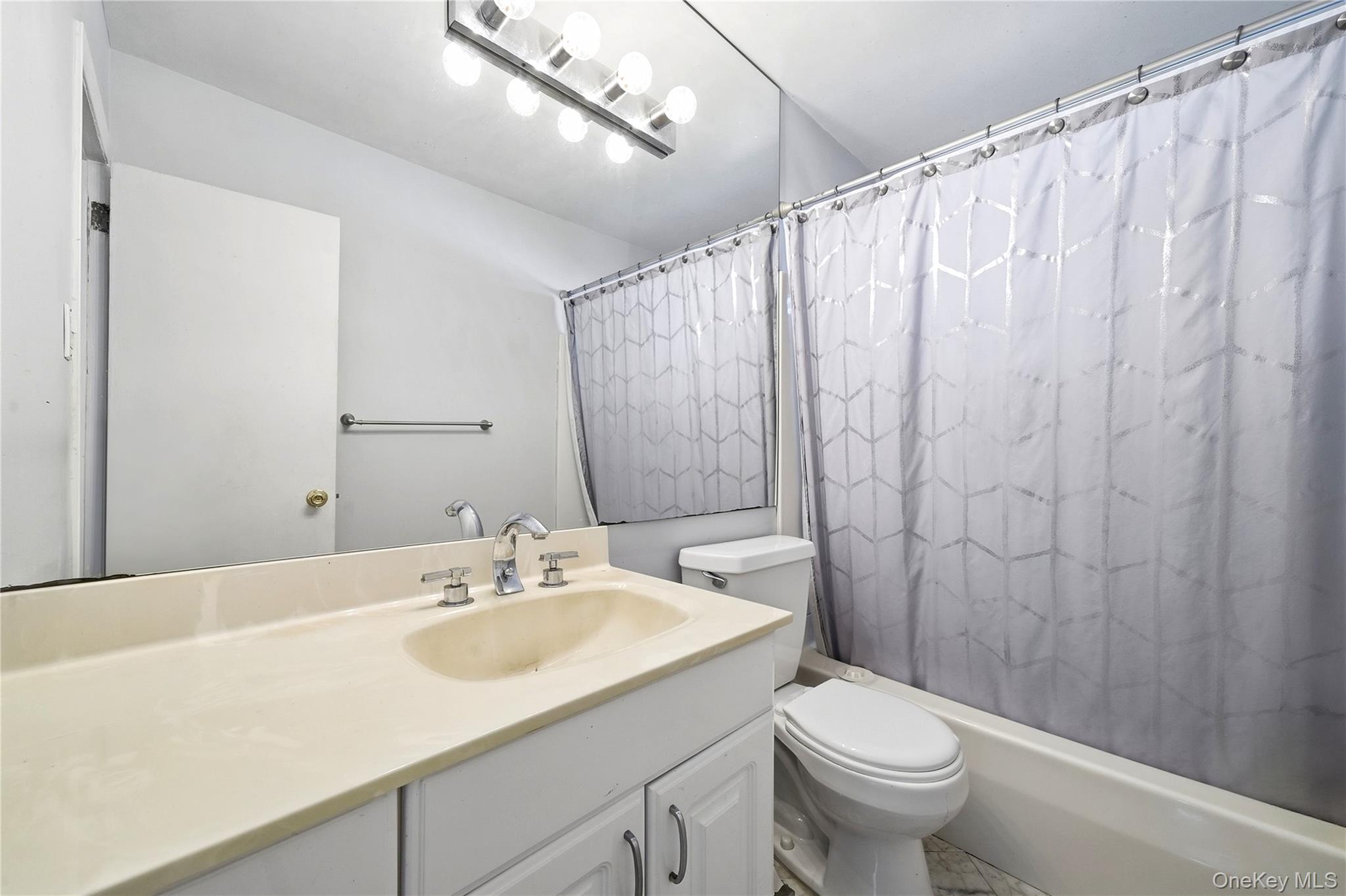 156 Broadway – For Sale photo 20