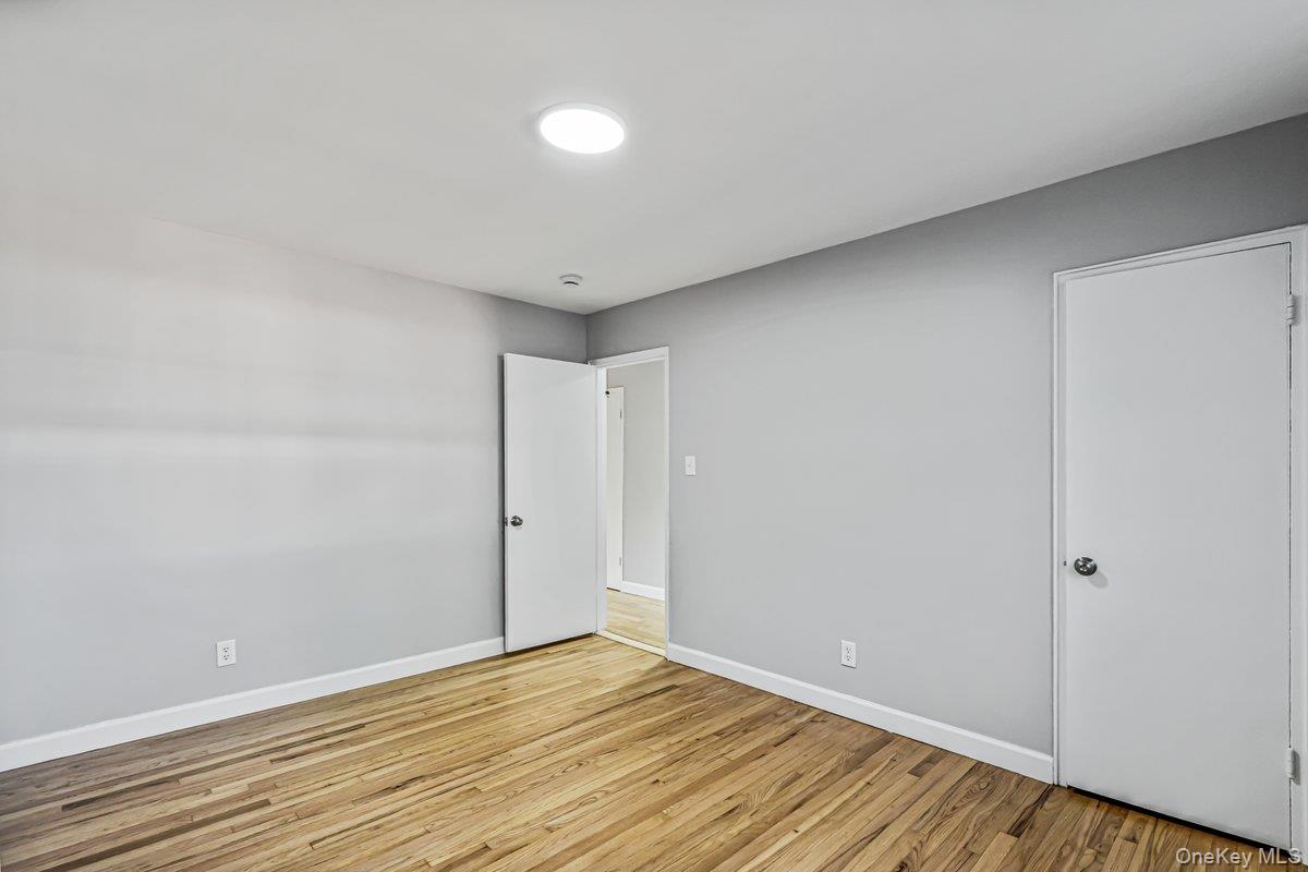 226-29 Manor Rd, Unit #2 Upper photo 15