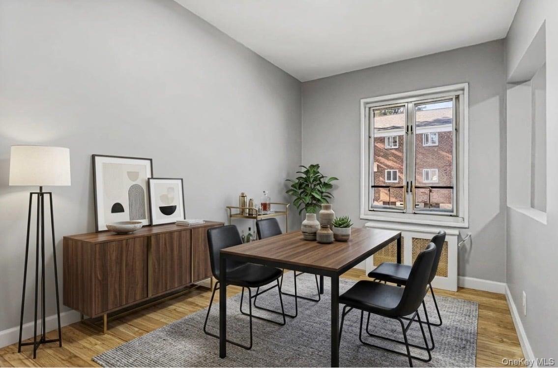 226-29 Manor Rd, Unit #2 Upper photo 12