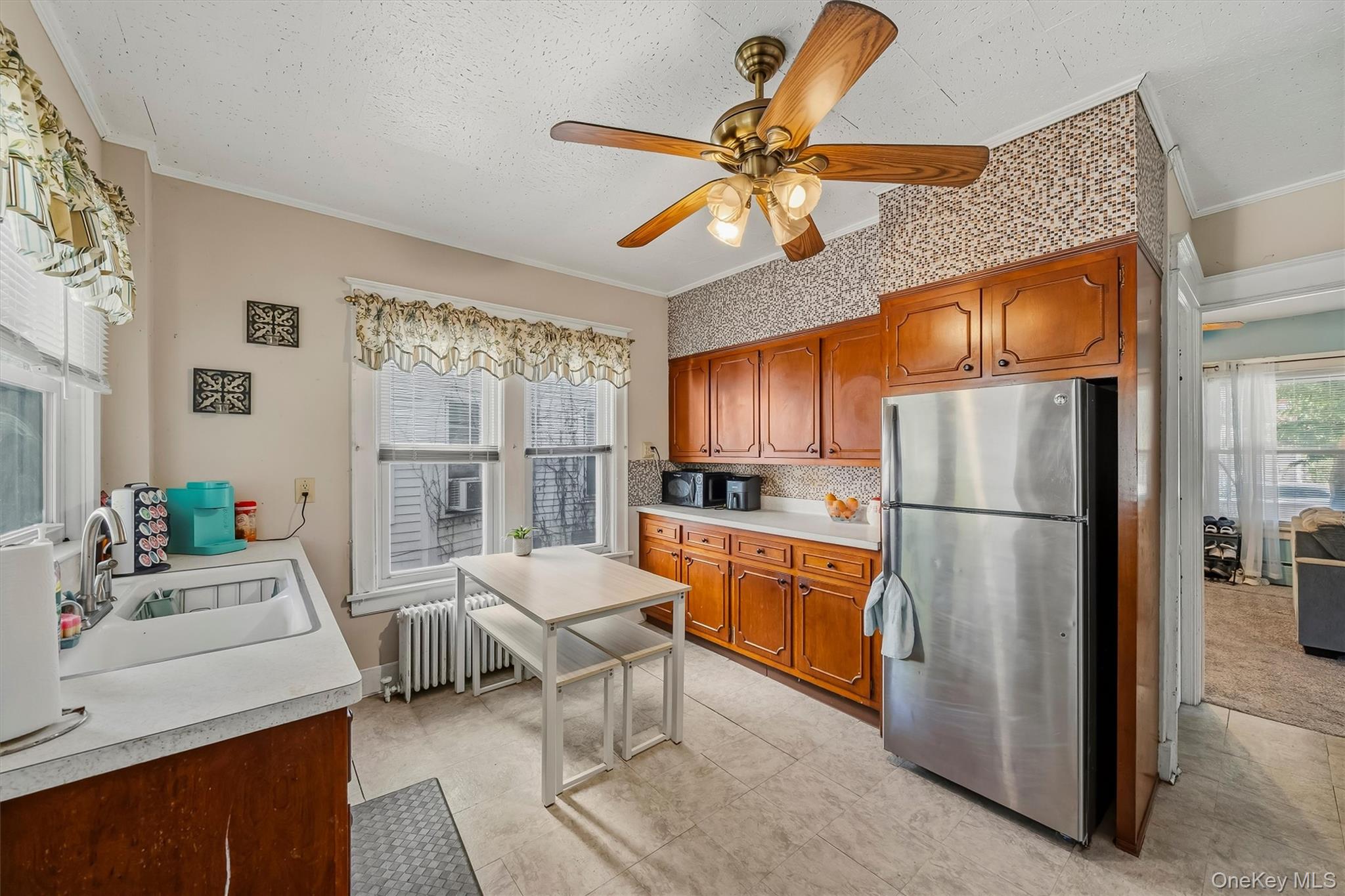 191 Wickham Avenue – For Sale photo 3
