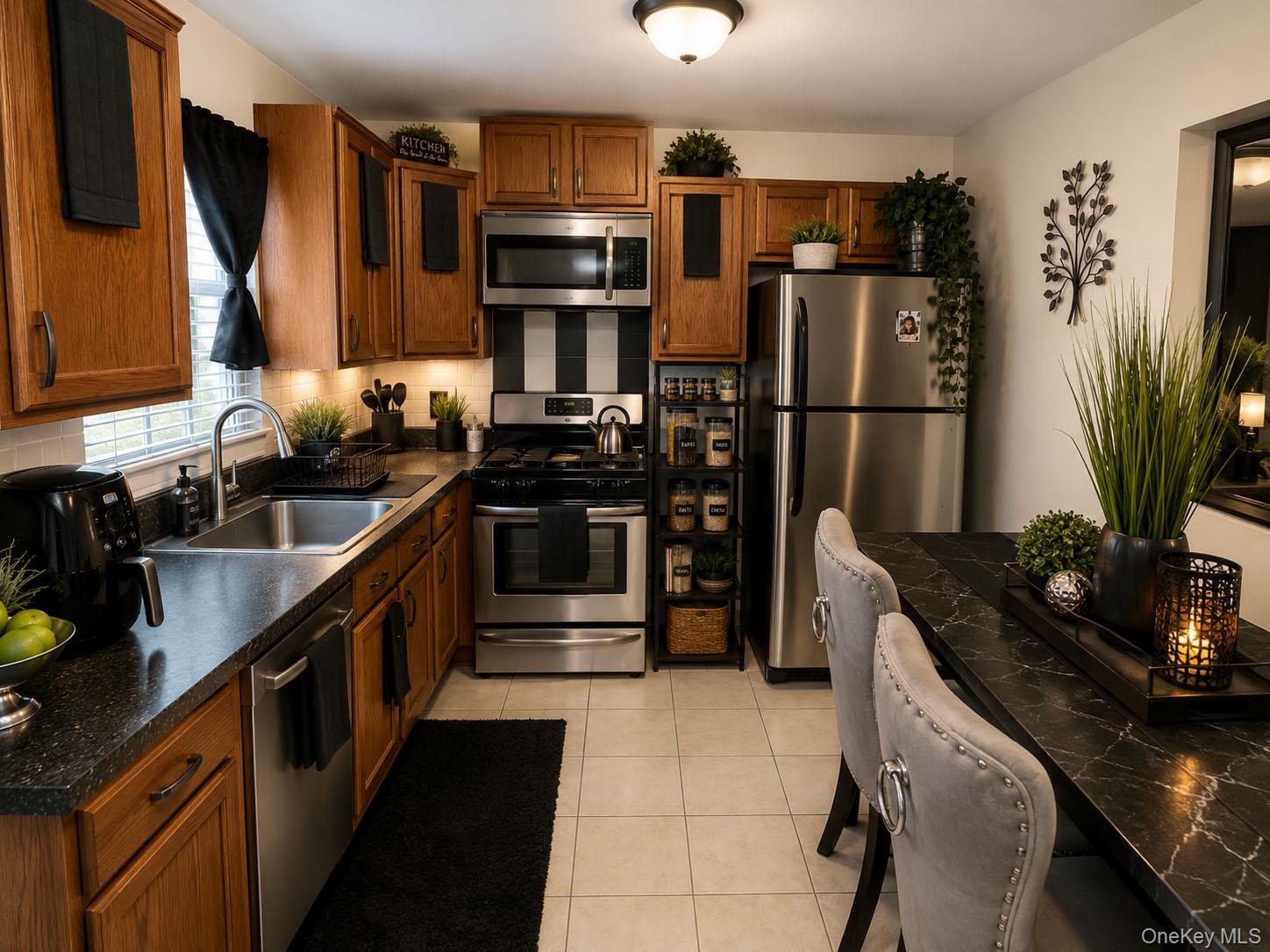 71 Arlington Place – For Sale photo 4