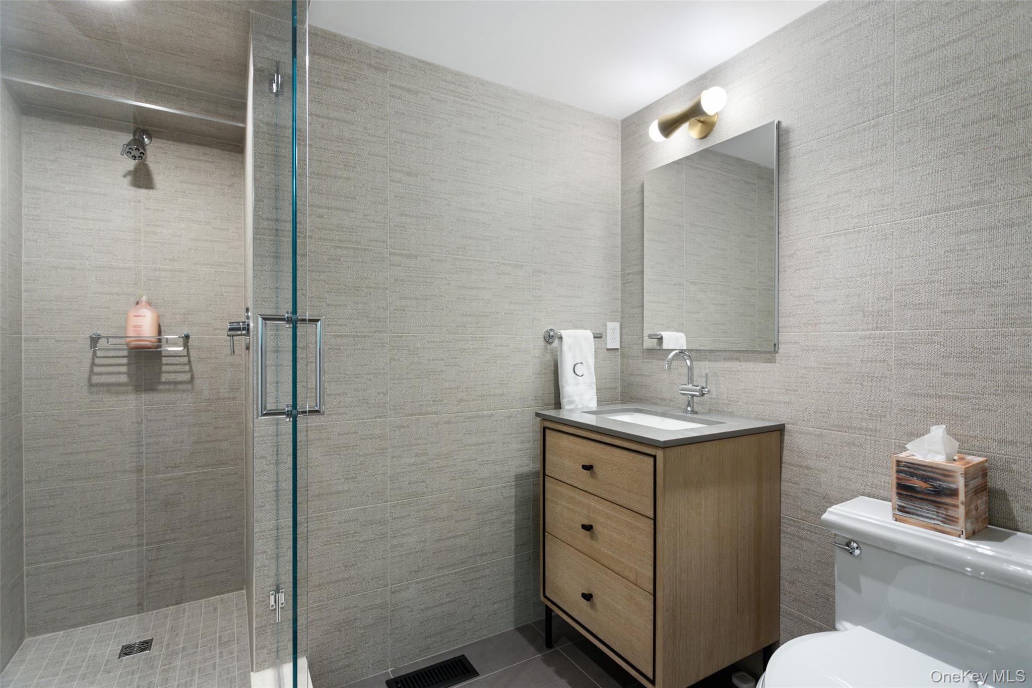 21 Black Spring Road – For Sale photo 19