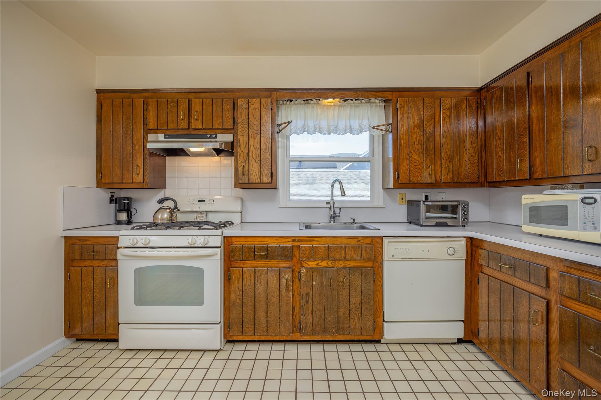 28 Hall Avenue – For Sale photo 10