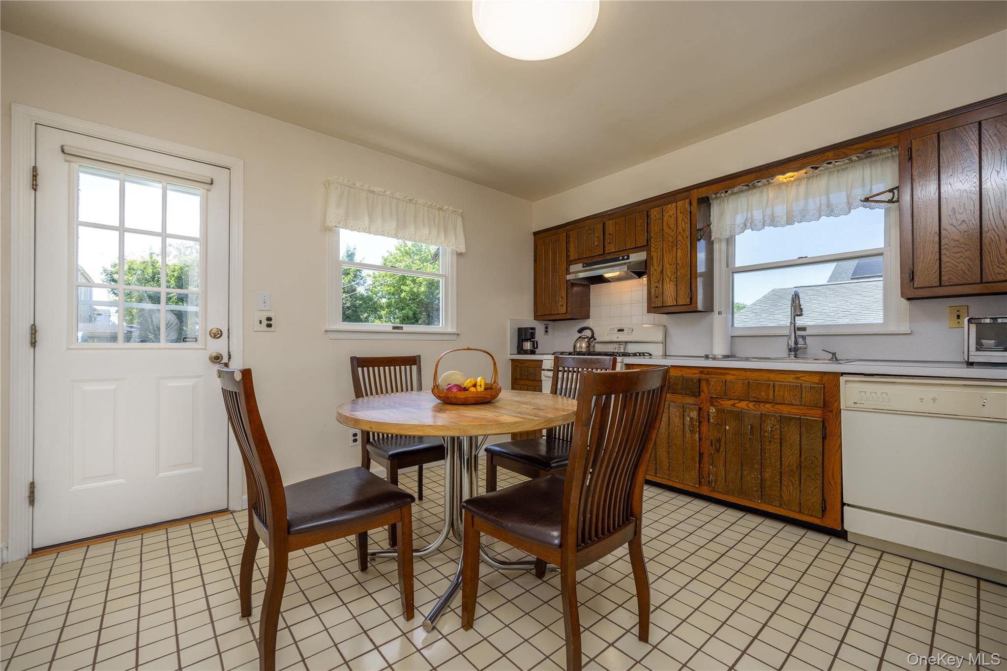 28 Hall Avenue – For Sale photo 9