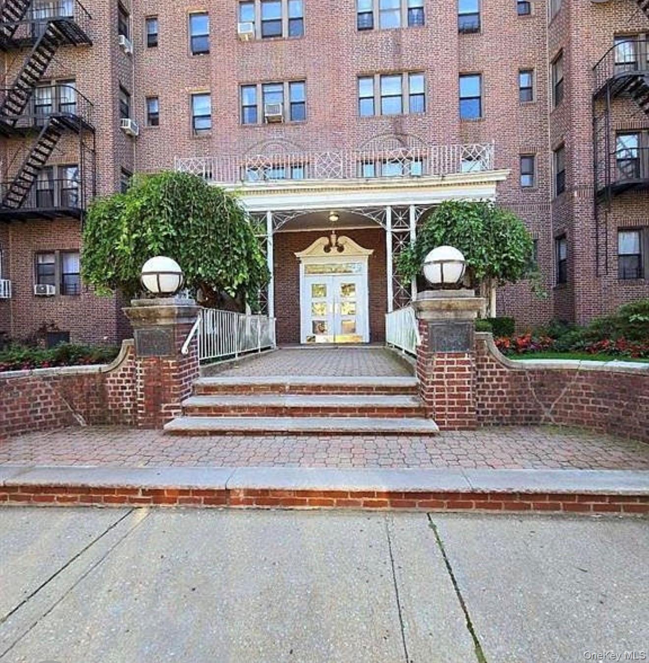 17040 Highland Avenue, Unit 106 photo 2