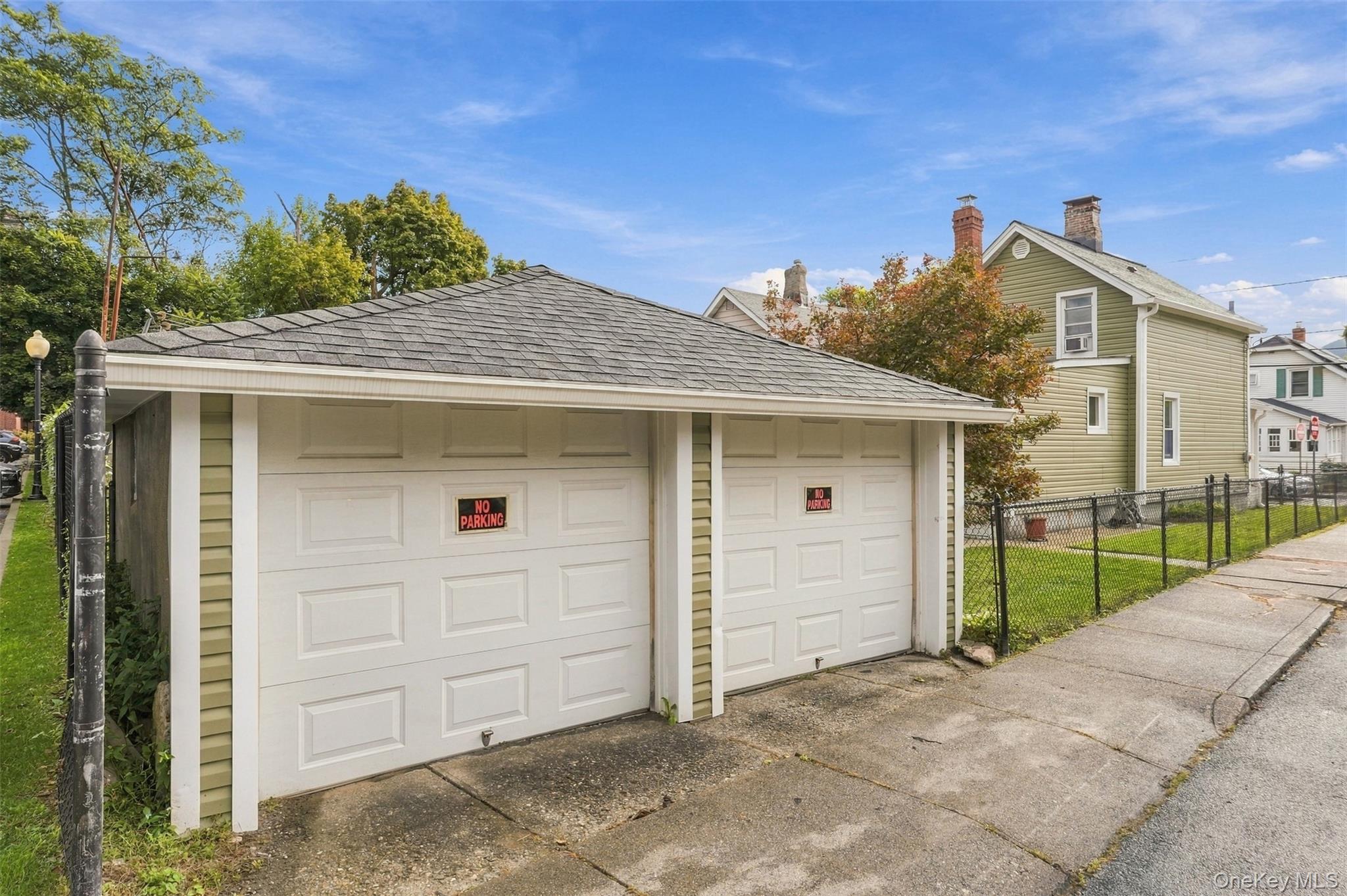 15 S Walnut Street – For Sale photo 17