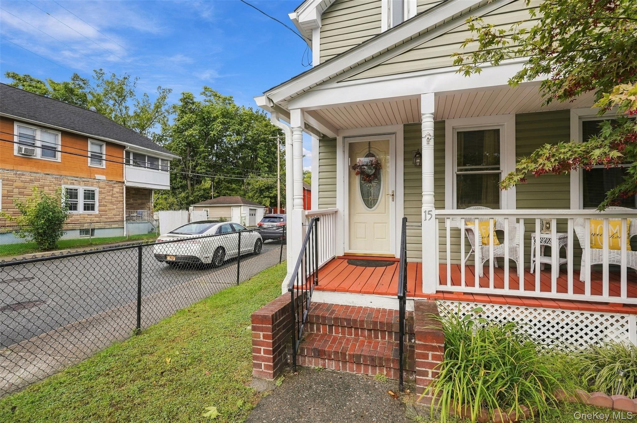15 S Walnut Street – For Sale photo 2