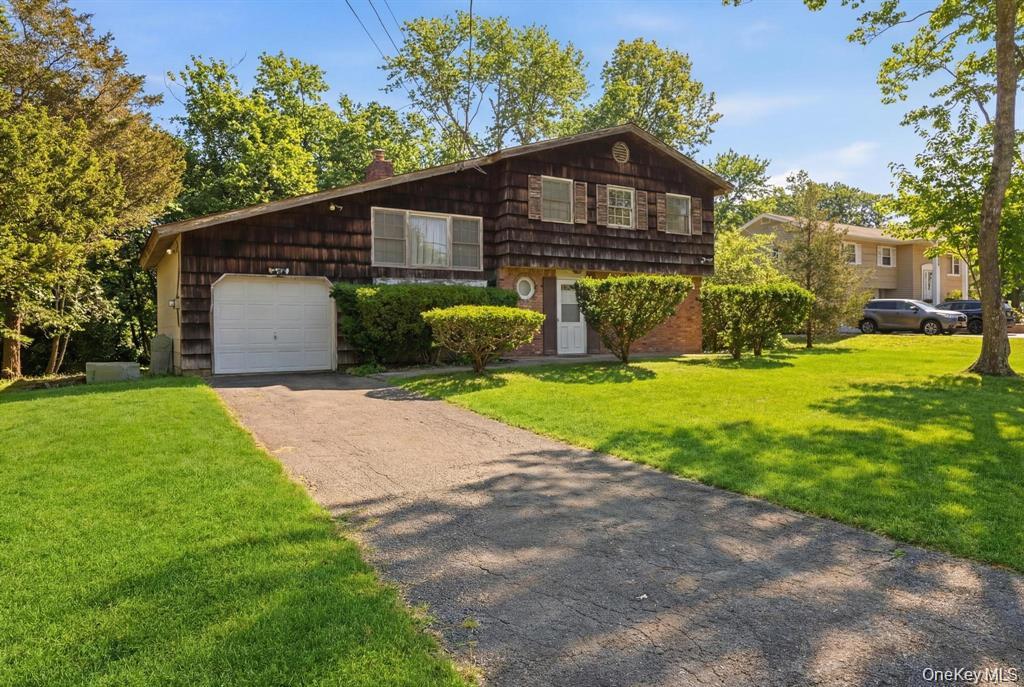 43 Village Lane – For Sale photo 2