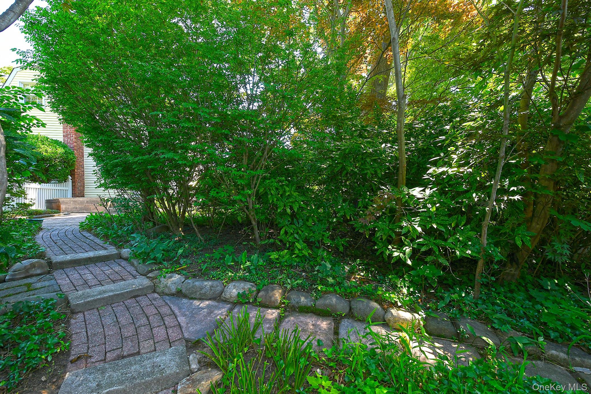20 Brook Lane – For Sale photo 25