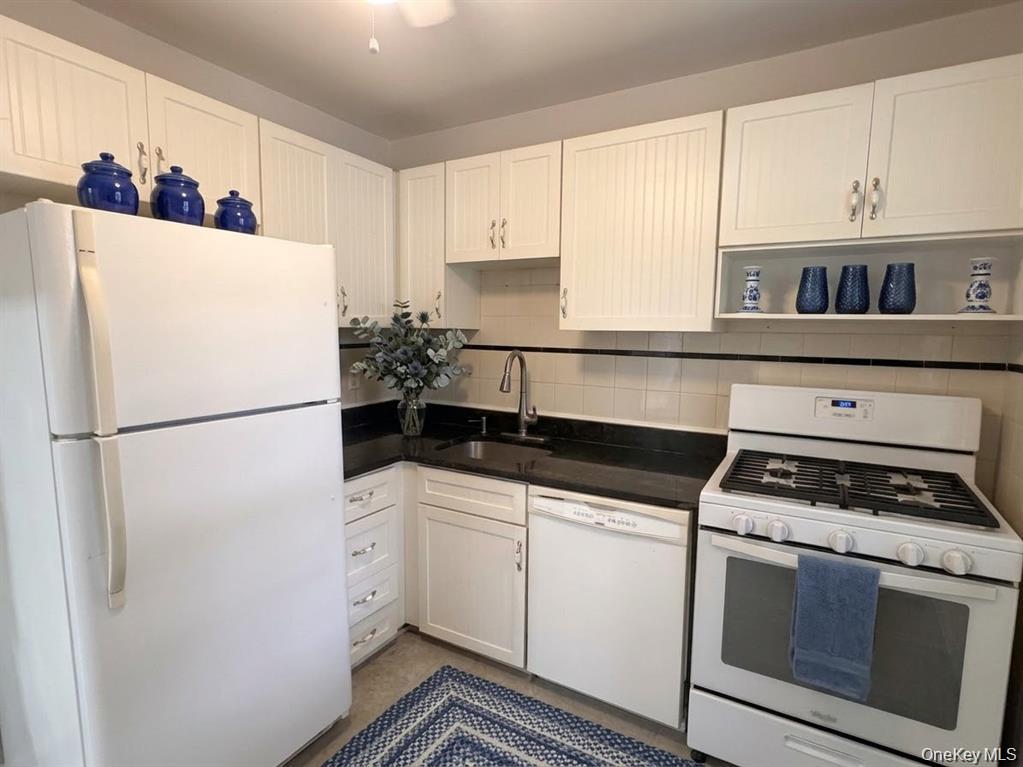 7231 Little Neck Parkway, Unit 1st Floor photo 4