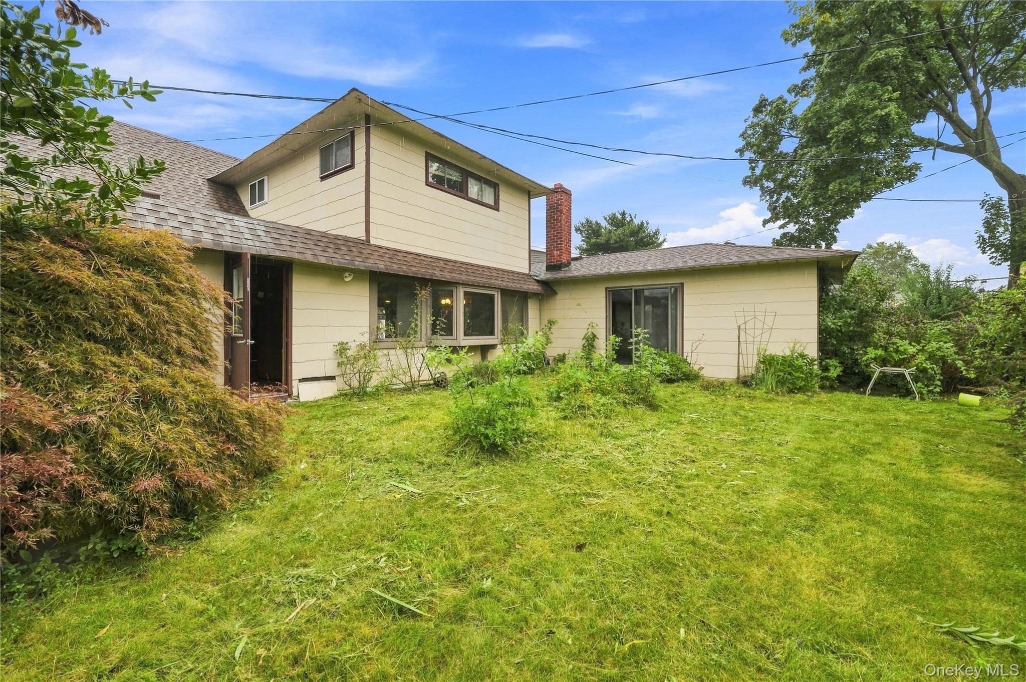 75 Weaving Lane – For Sale photo 22