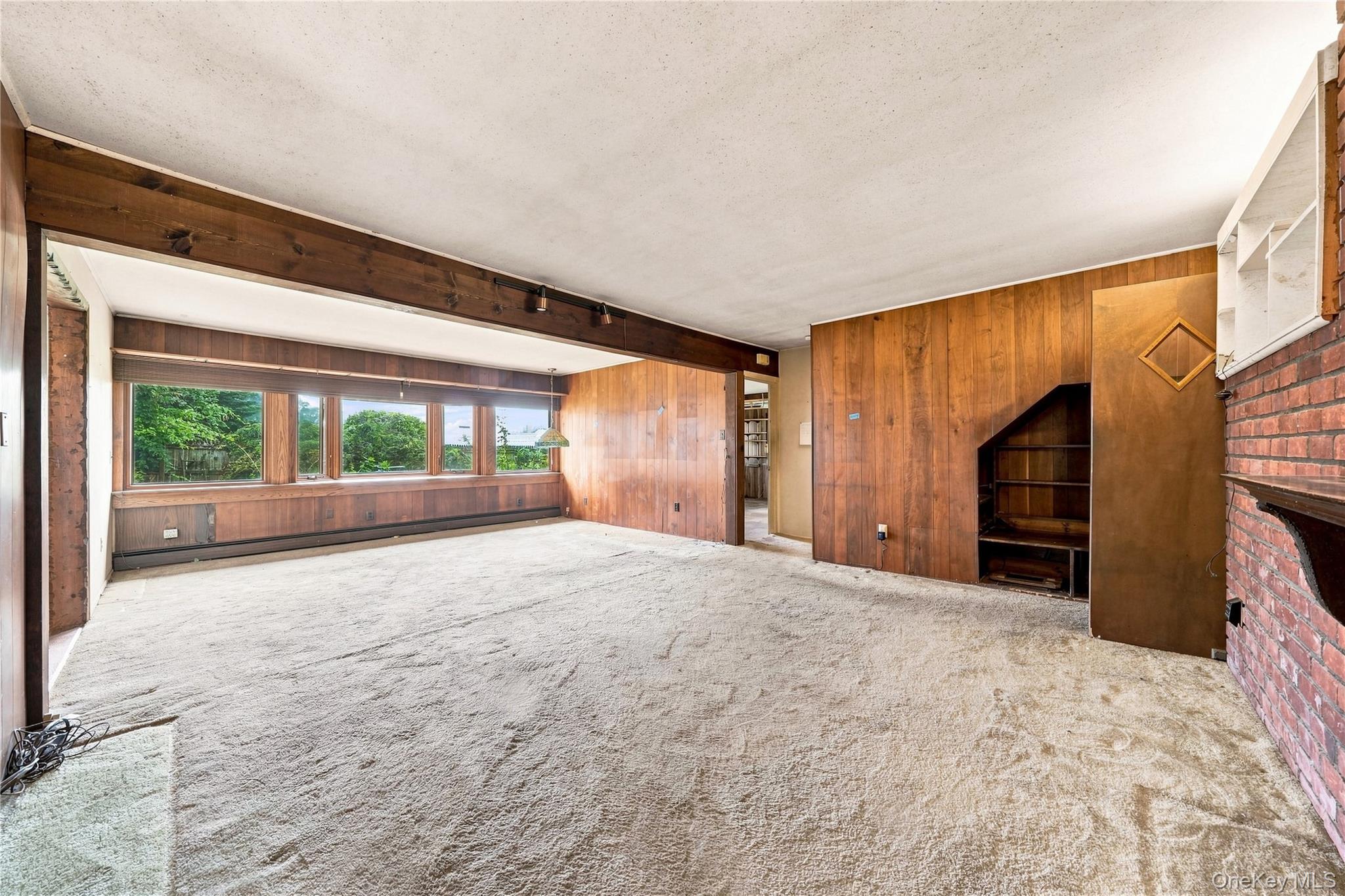 75 Weaving Lane – For Sale photo 10