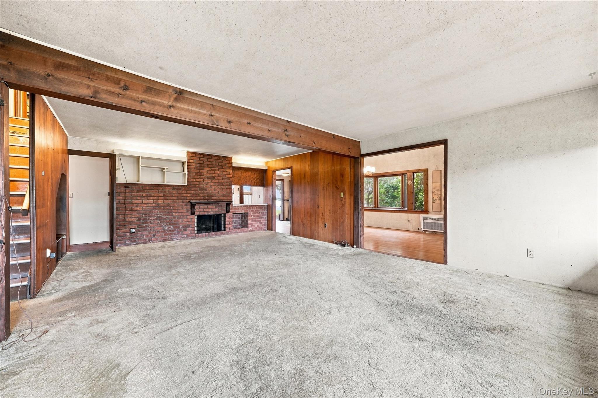 75 Weaving Lane – For Sale photo 9