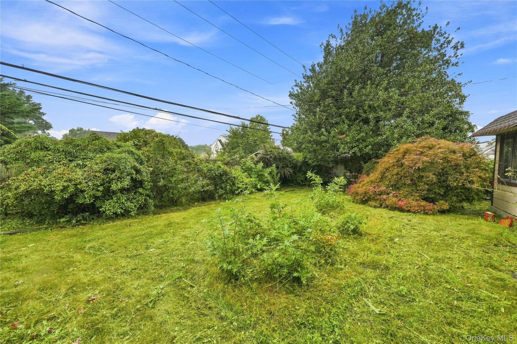 75 Weaving Lane – For Sale photo 24