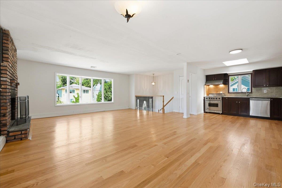 6 Adam Road W – For Sale photo 7
