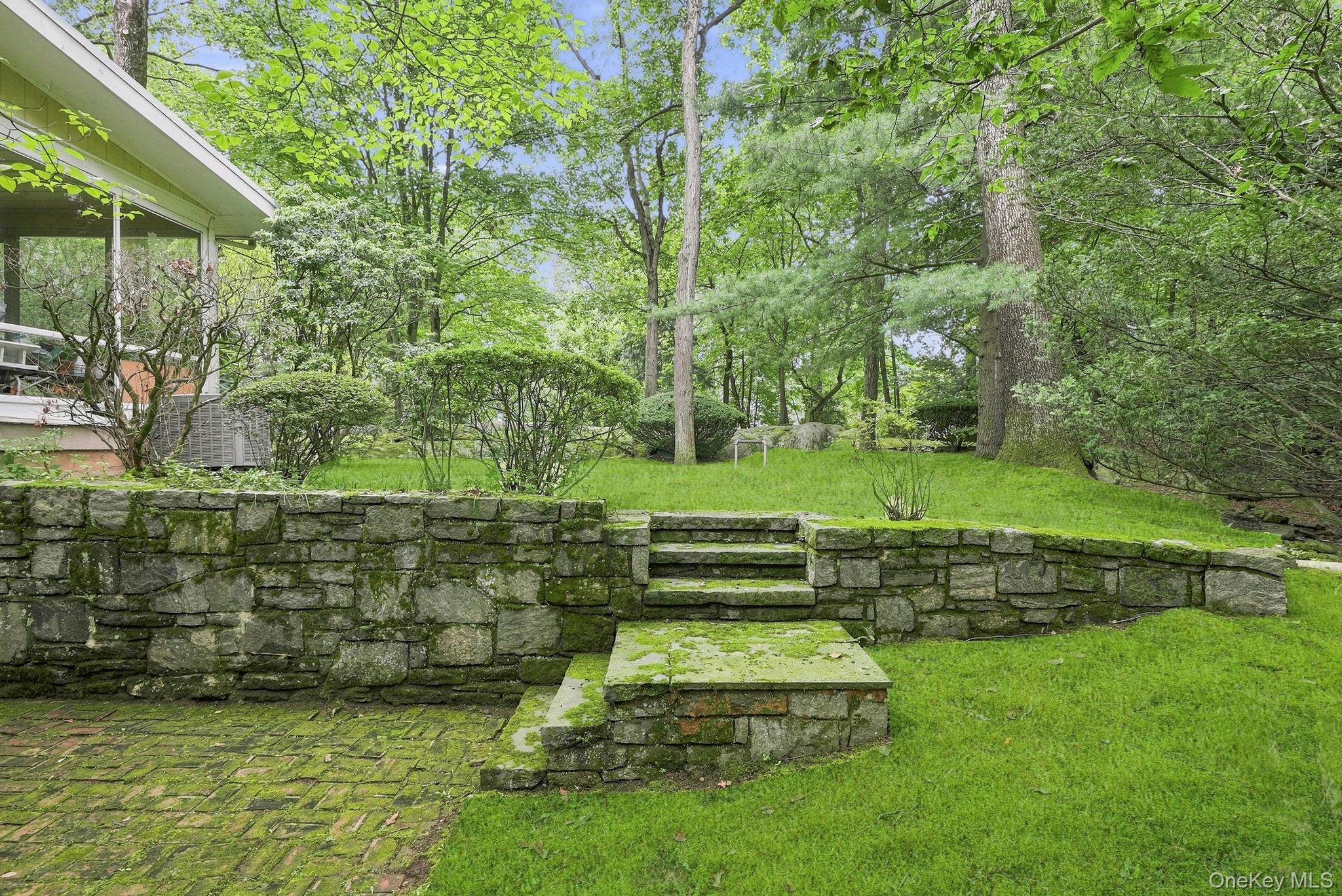 21 Seely Place – For Sale photo 33