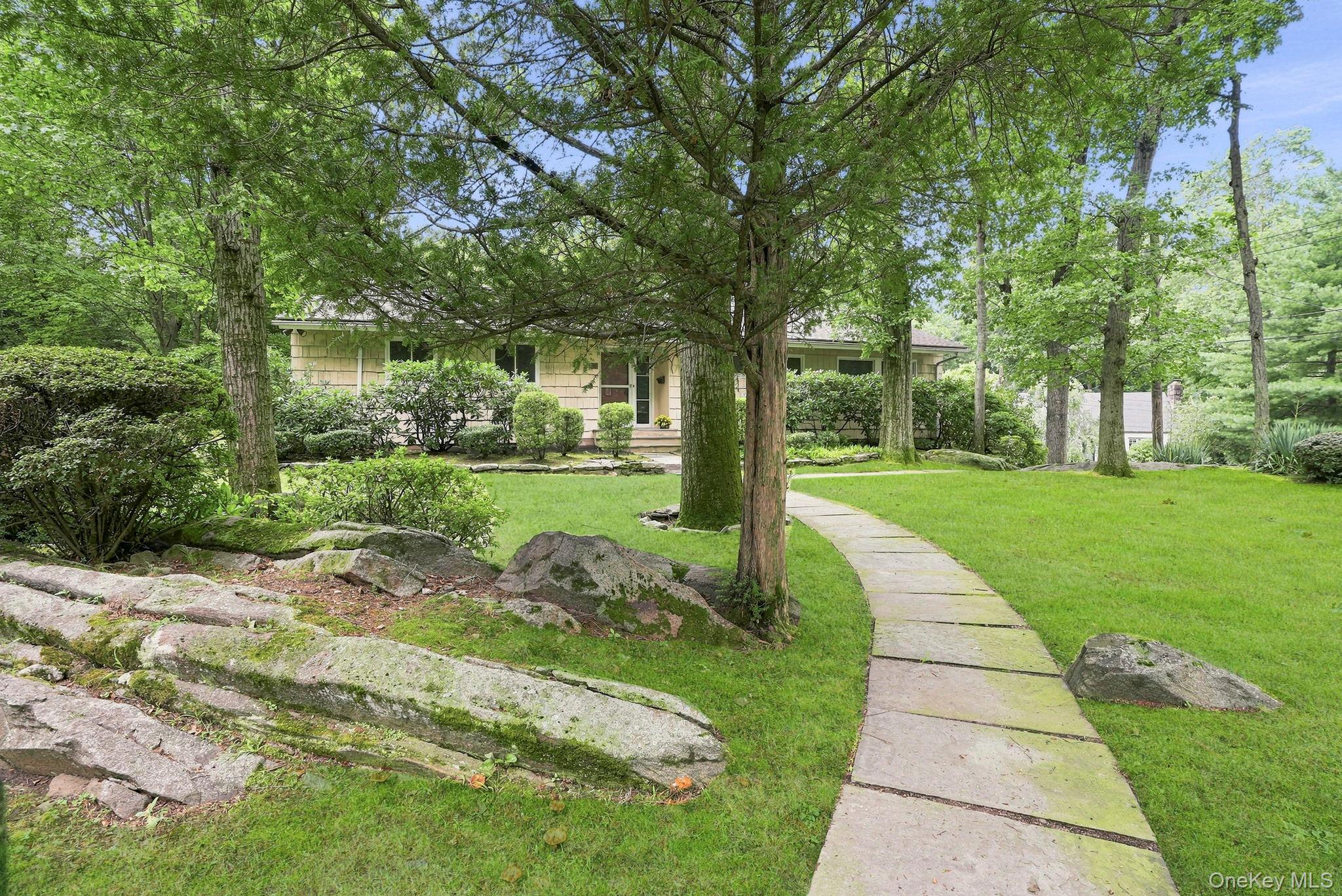 21 Seely Place – For Sale photo 2