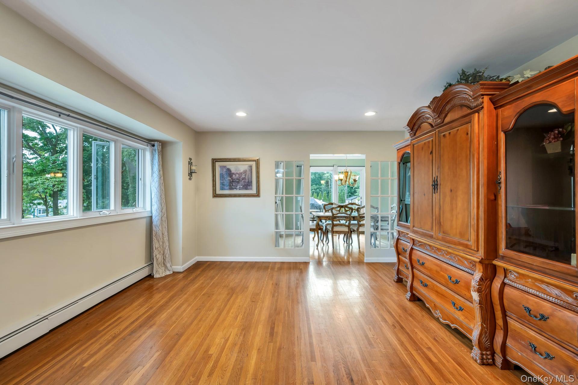 93 Midwood Avenue – For Sale photo 25