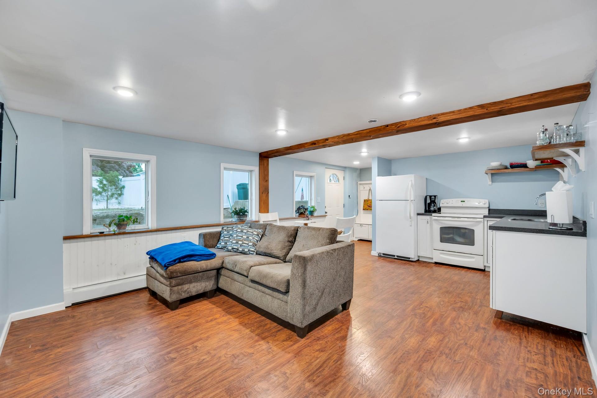 93 Midwood Avenue – For Sale photo 40