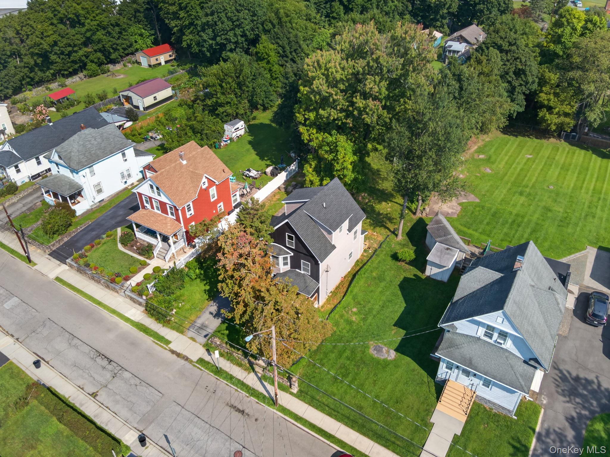 76 Poplar Street – For Sale photo 4