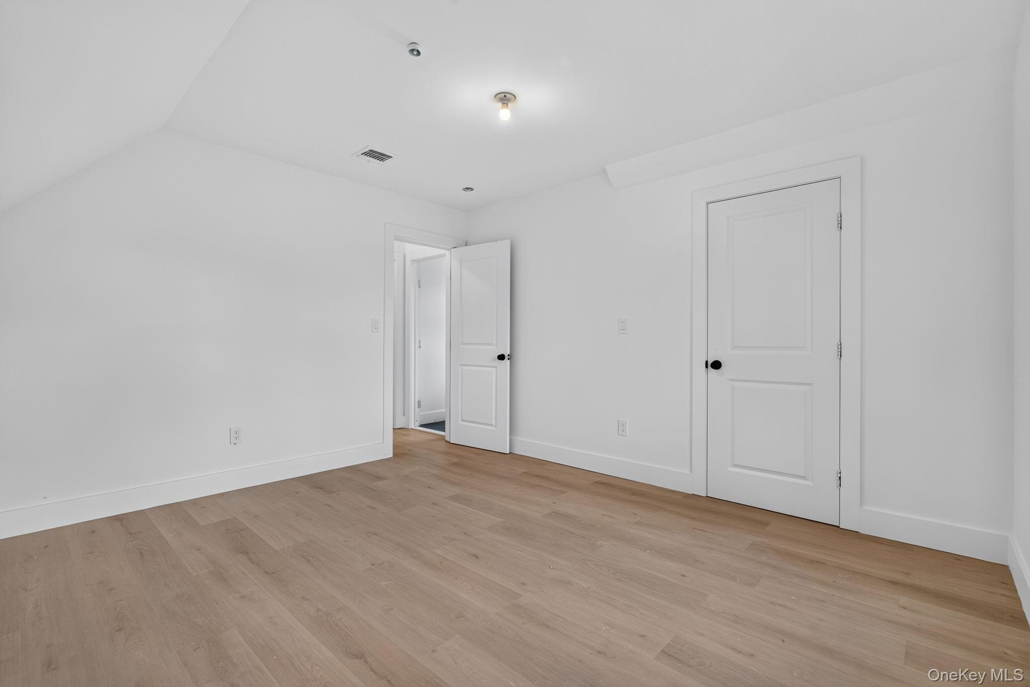 76 Poplar Street – For Sale photo 34