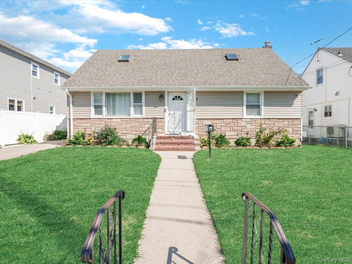 77 Litchfield Avenue – For Sale