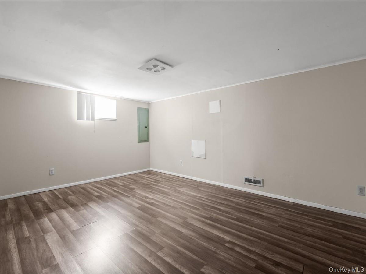 77 Litchfield Avenue – For Sale photo 20