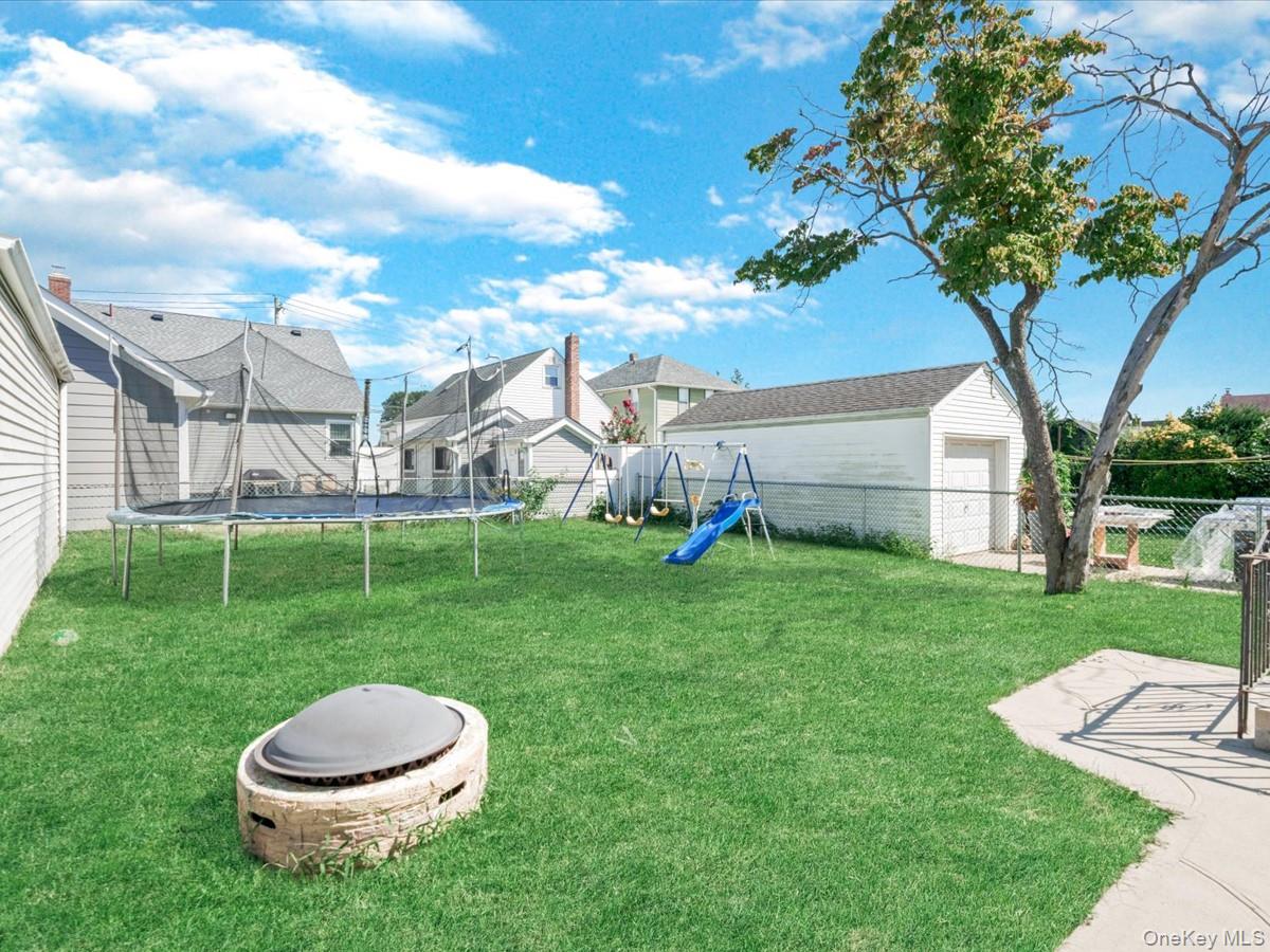 77 Litchfield Avenue – For Sale photo 24