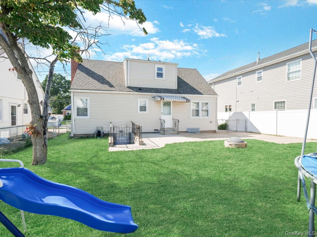 77 Litchfield Avenue – For Sale photo 25