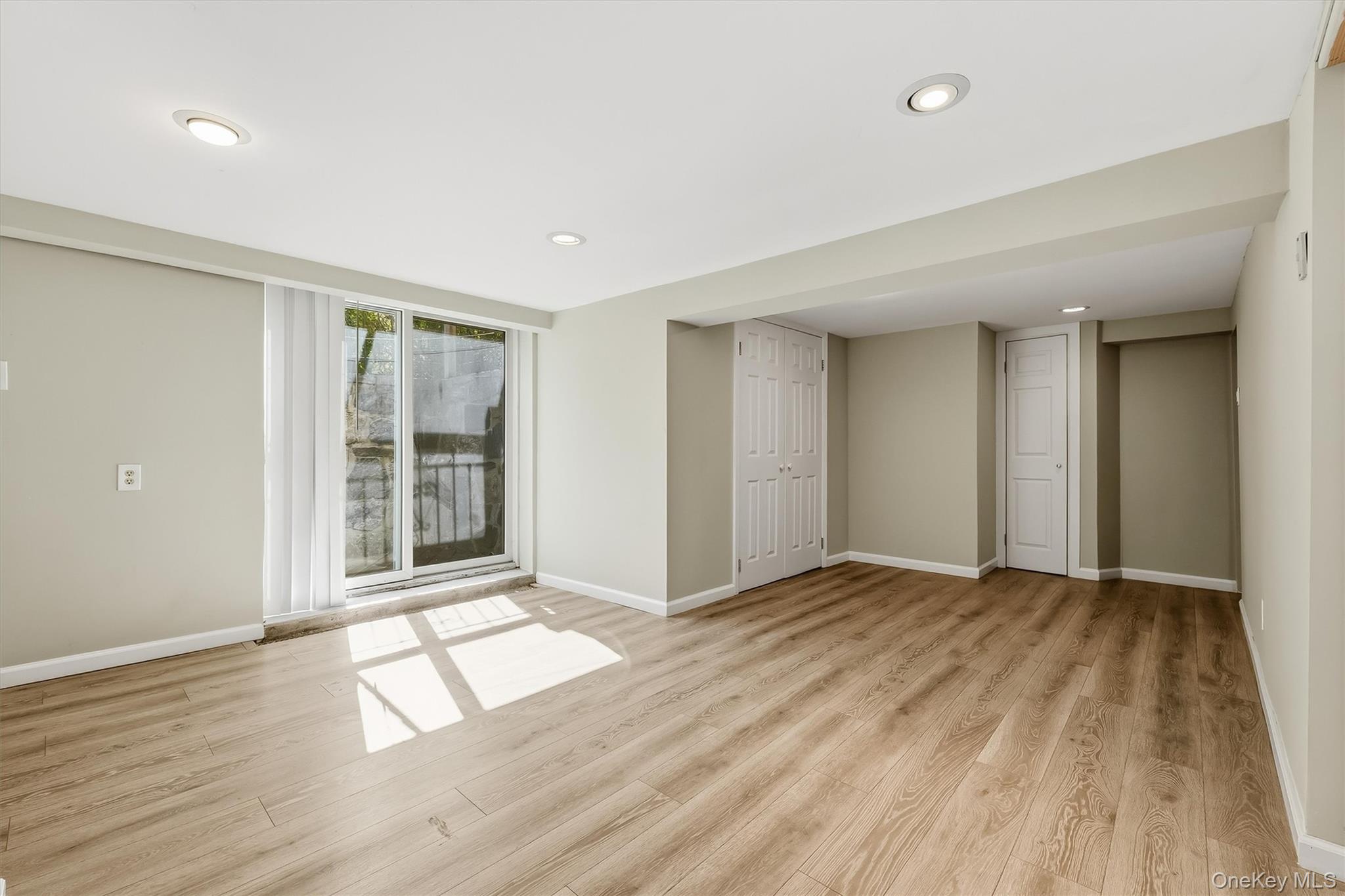 1 Tudor Place – For Sale photo 24