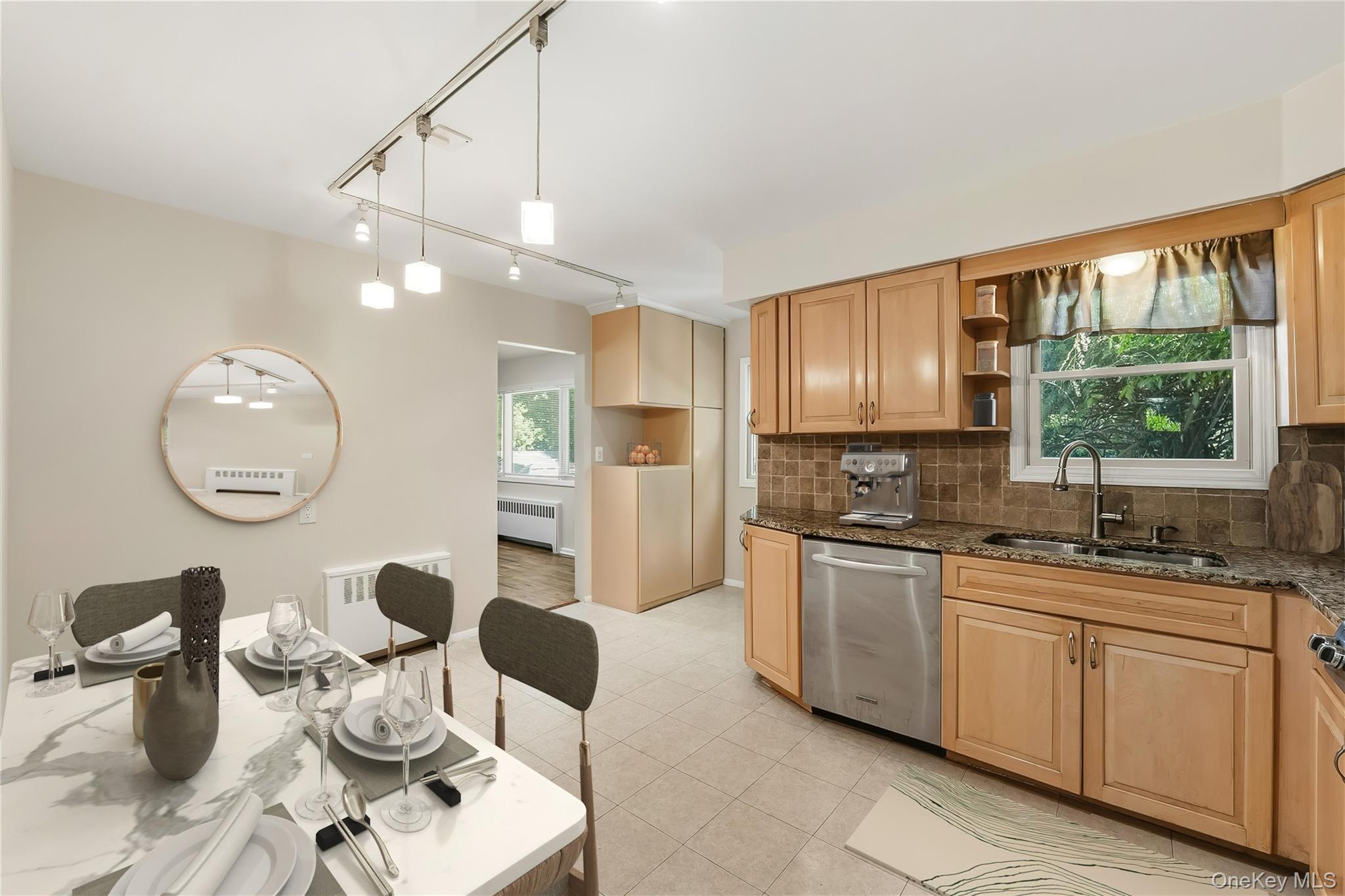 1 Tudor Place – For Sale photo 11