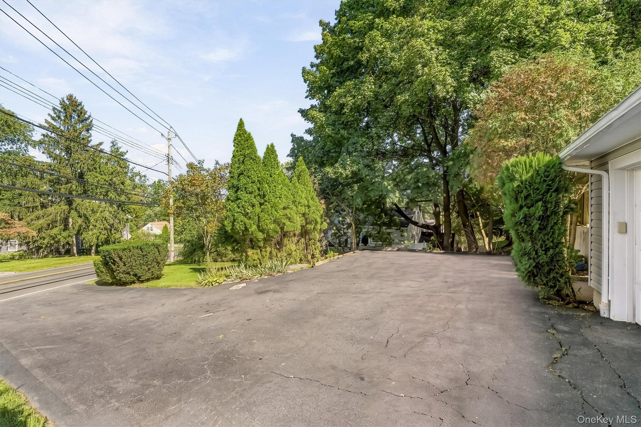 1 Tudor Place – For Sale photo 33