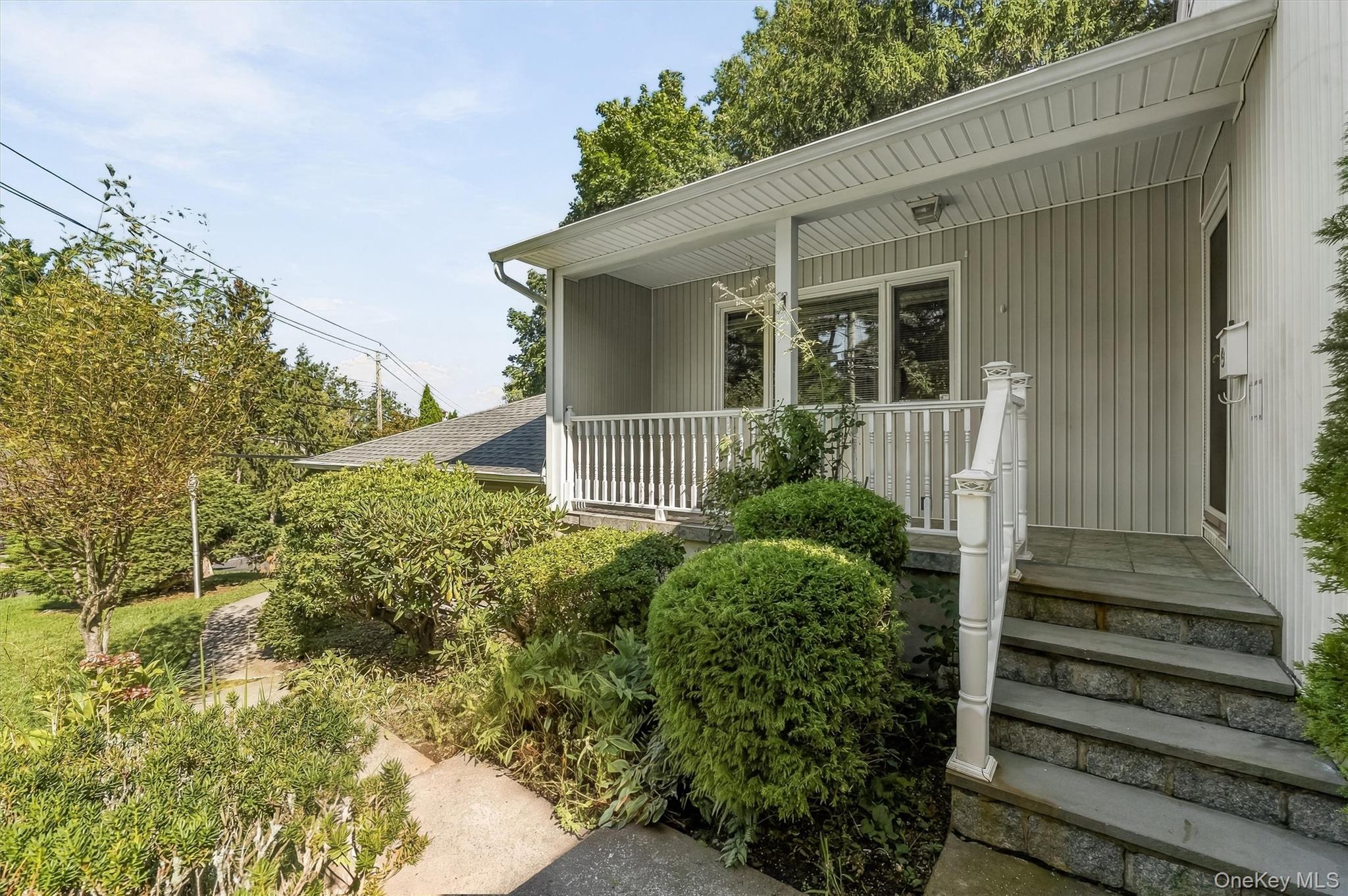 1 Tudor Place – For Sale photo 3