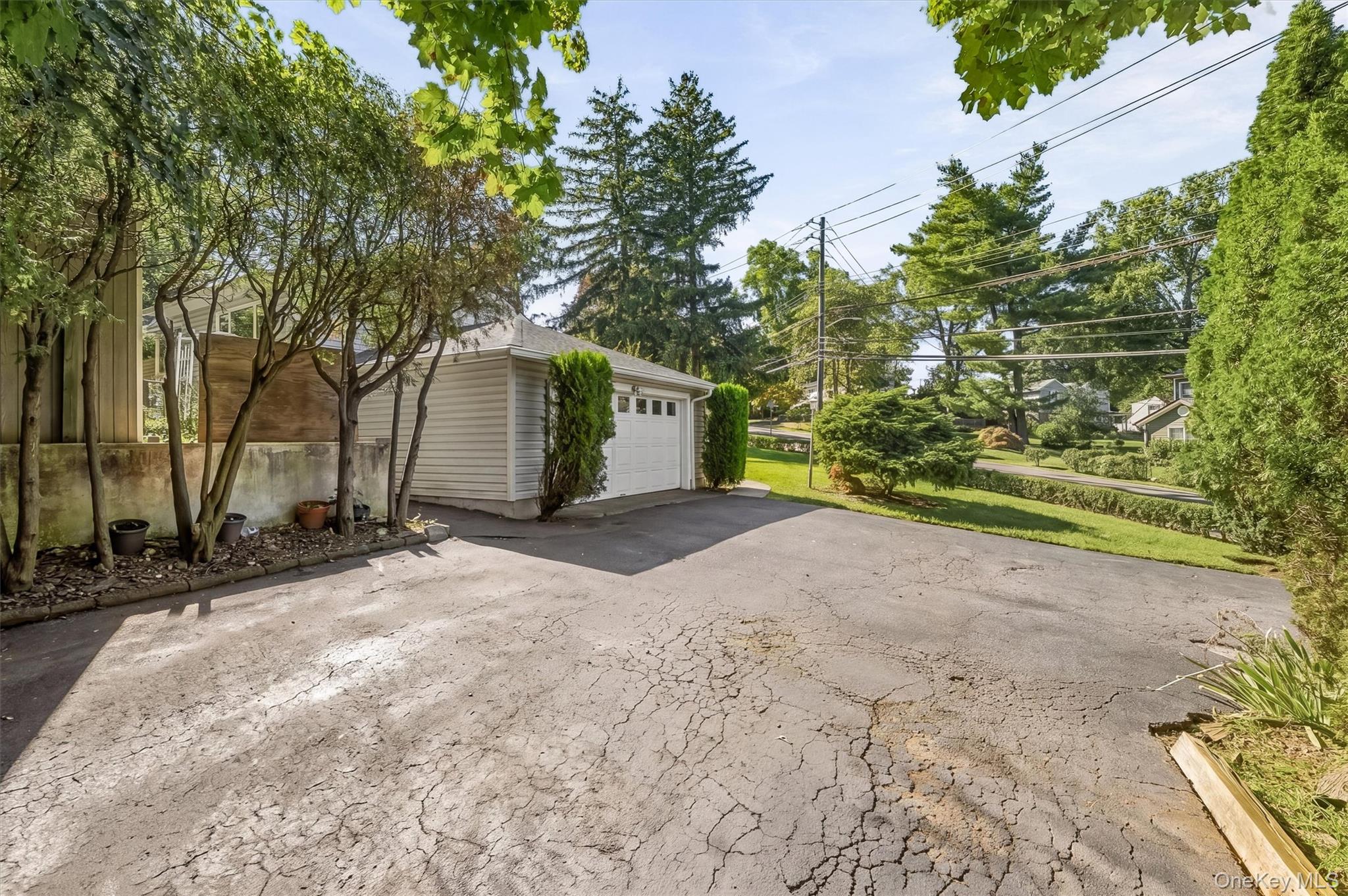 1 Tudor Place – For Sale photo 31