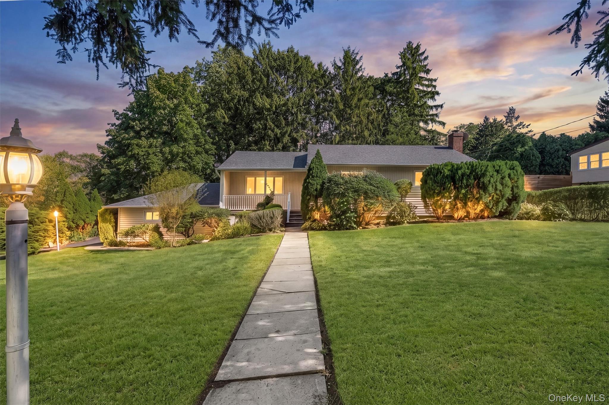 1 Tudor Place – For Sale