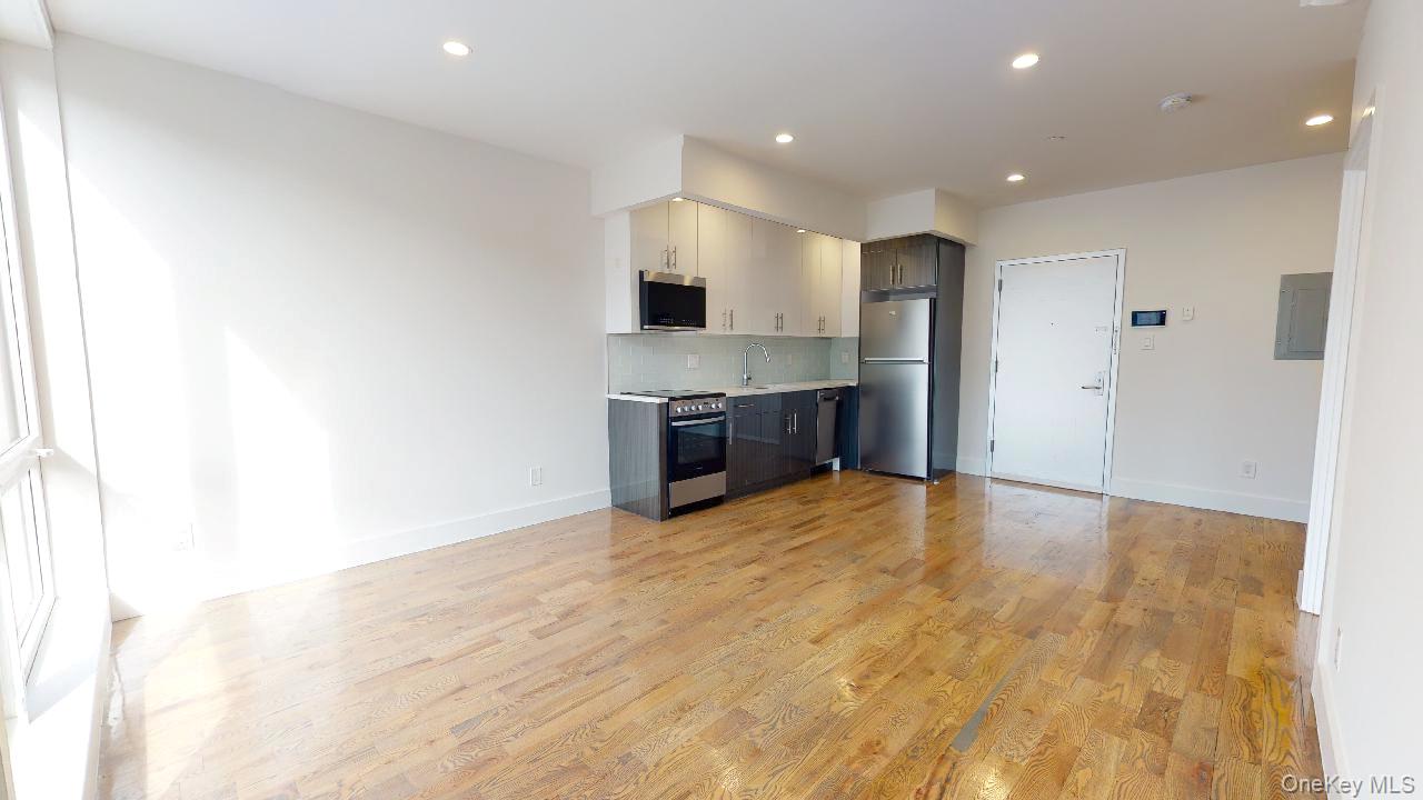138-28 Queens Boulevard, Unit 2C photo 5