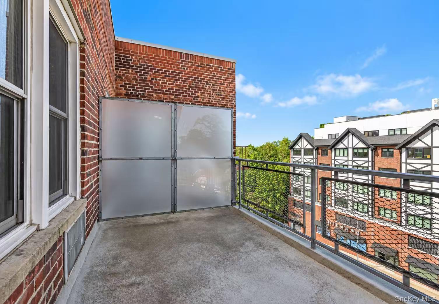 241-20 Northern Blvd, Unit 6K photo 12