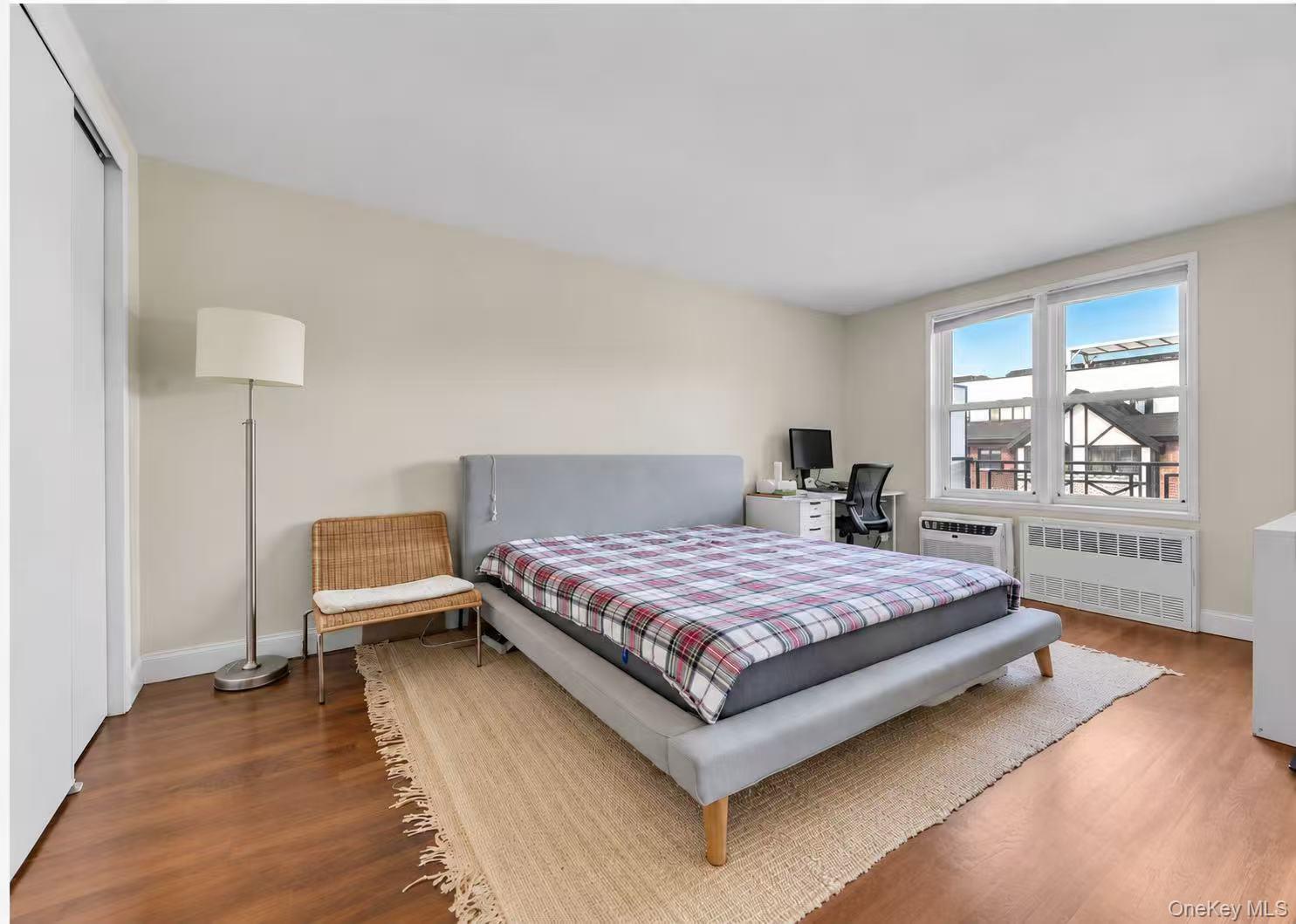 241-20 Northern Blvd, Unit 6K photo 8