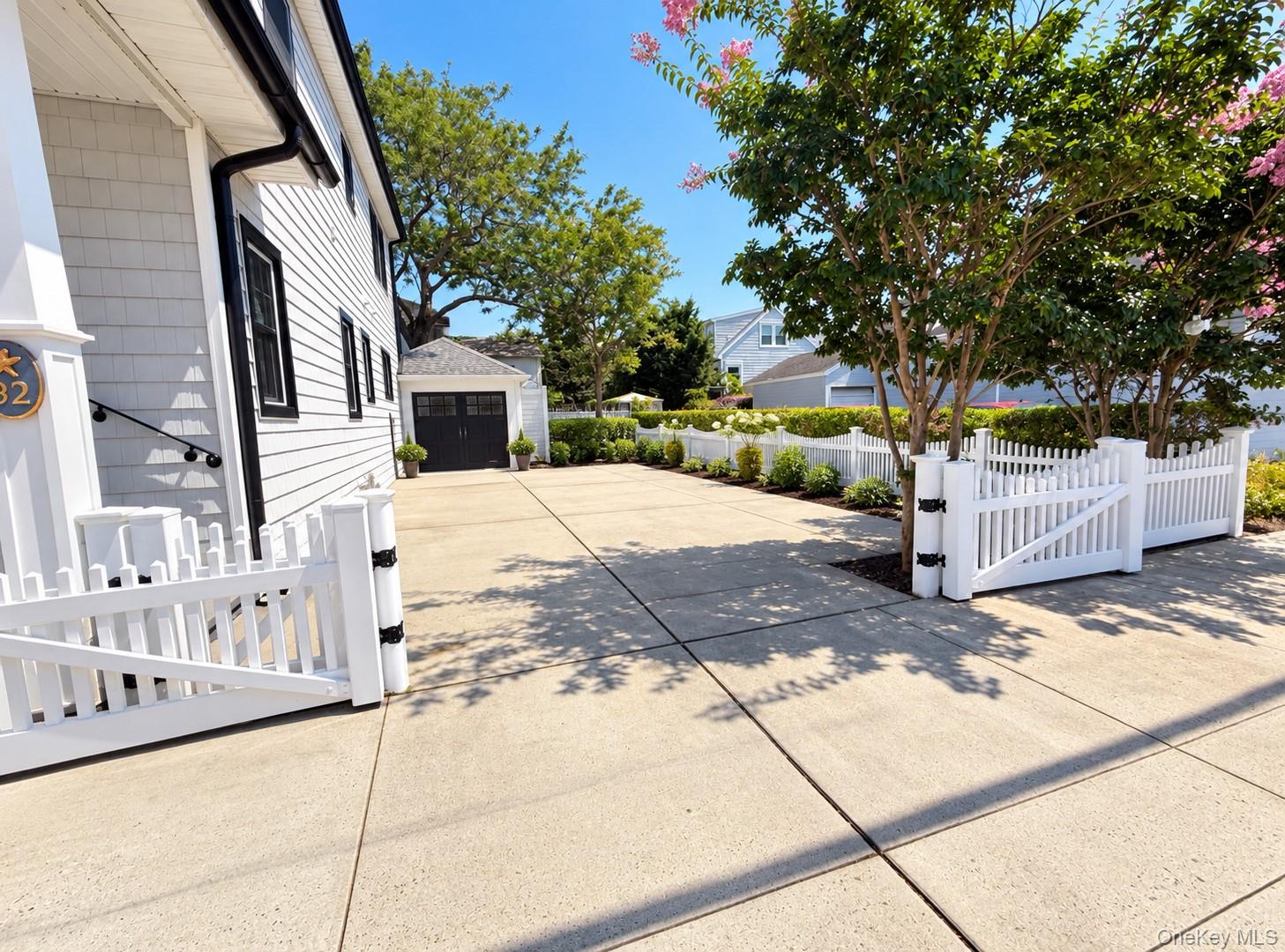 92 Hewlett Avenue – For Rent photo 3