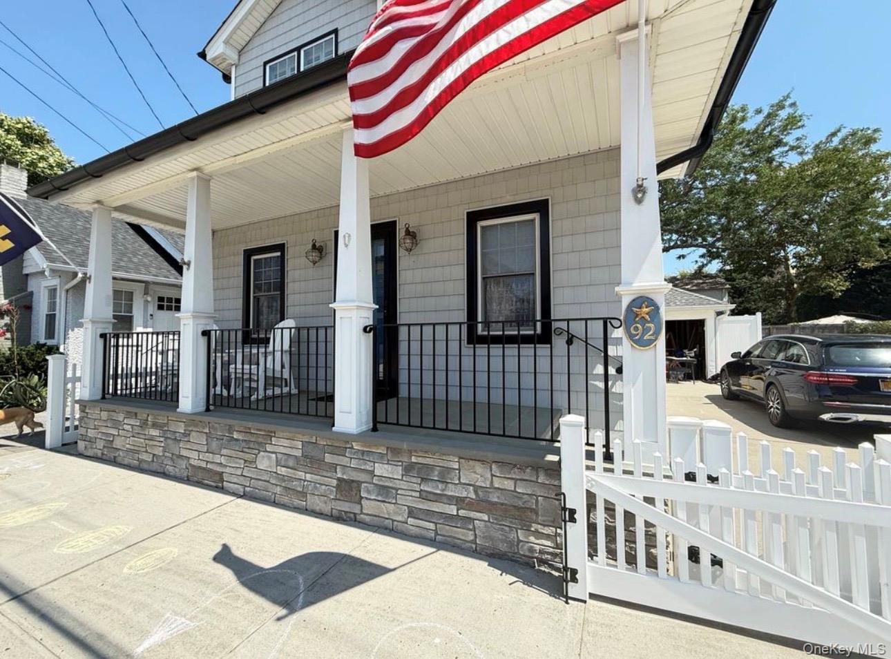 92 Hewlett Avenue – For Rent photo 2