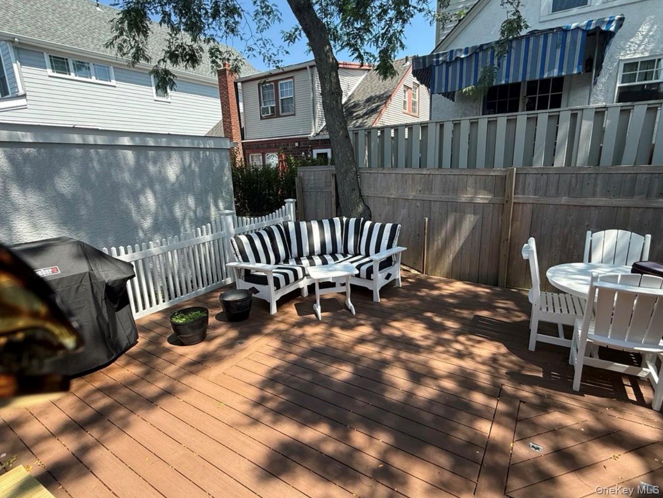 92 Hewlett Avenue – For Rent photo 23