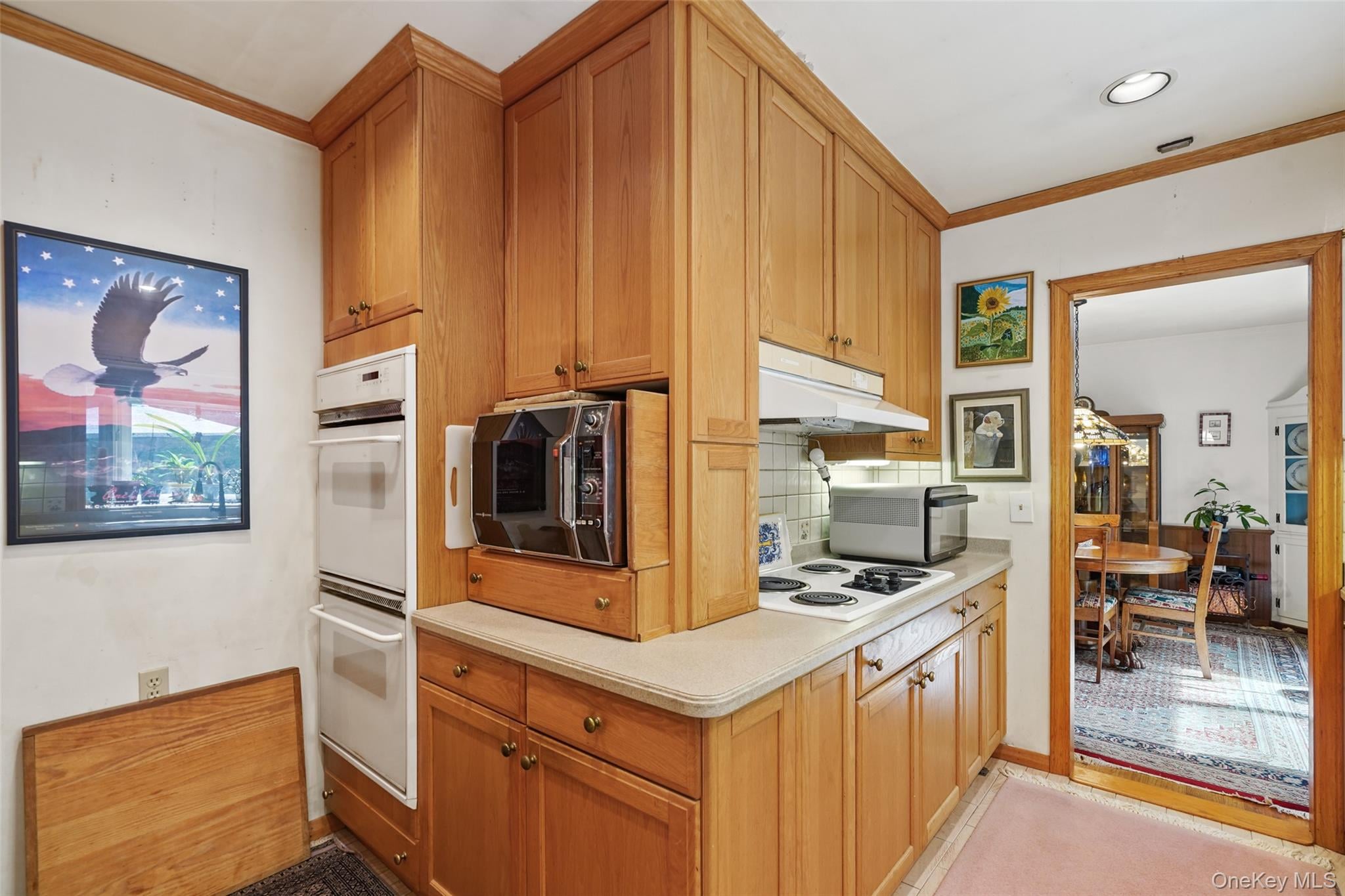 28 S Bedford Road – For Sale photo 9
