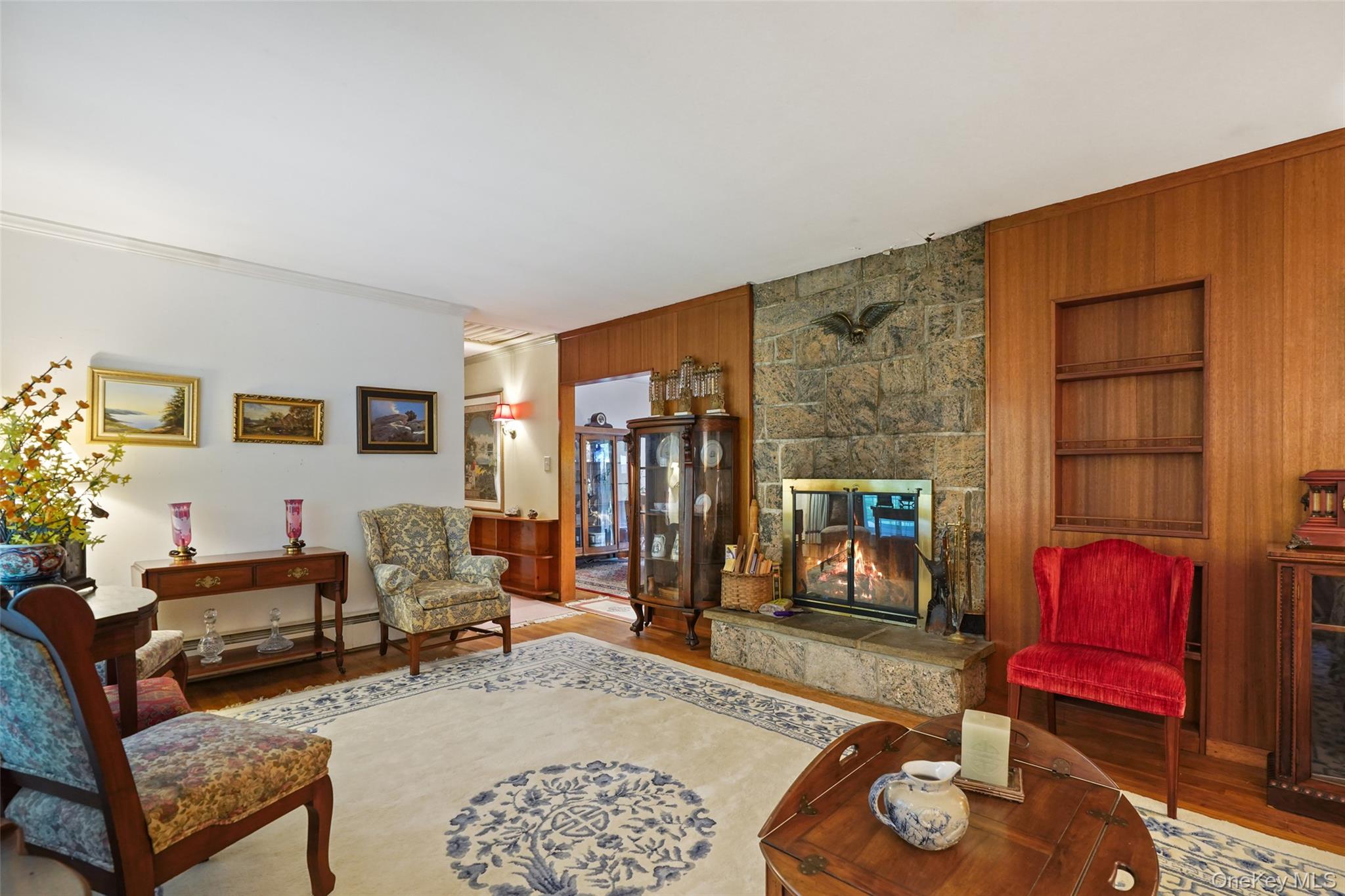 28 S Bedford Road – For Sale photo 4