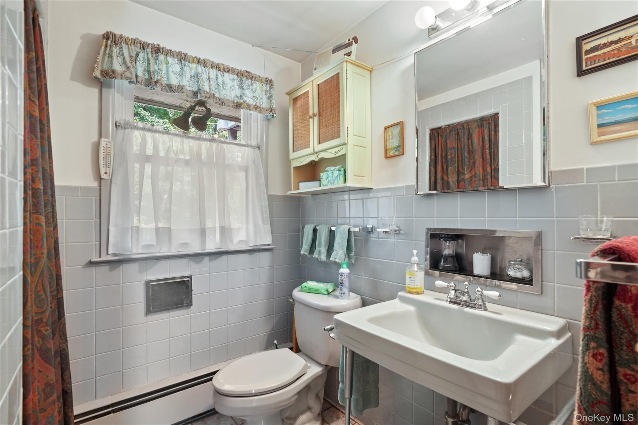 28 S Bedford Road – For Sale photo 12