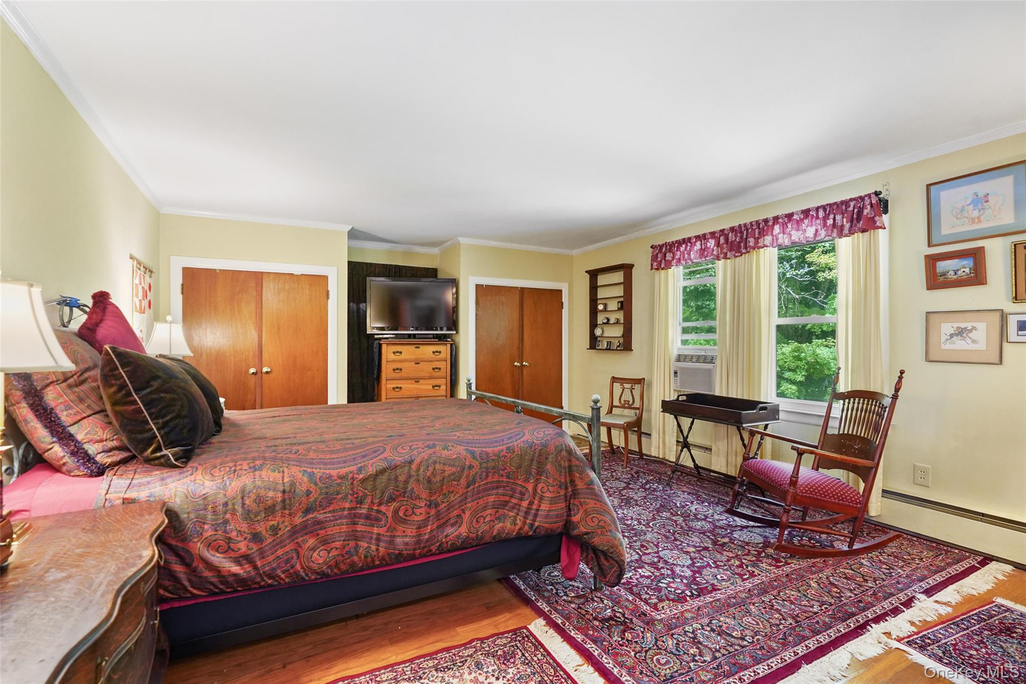 28 S Bedford Road – For Sale photo 11