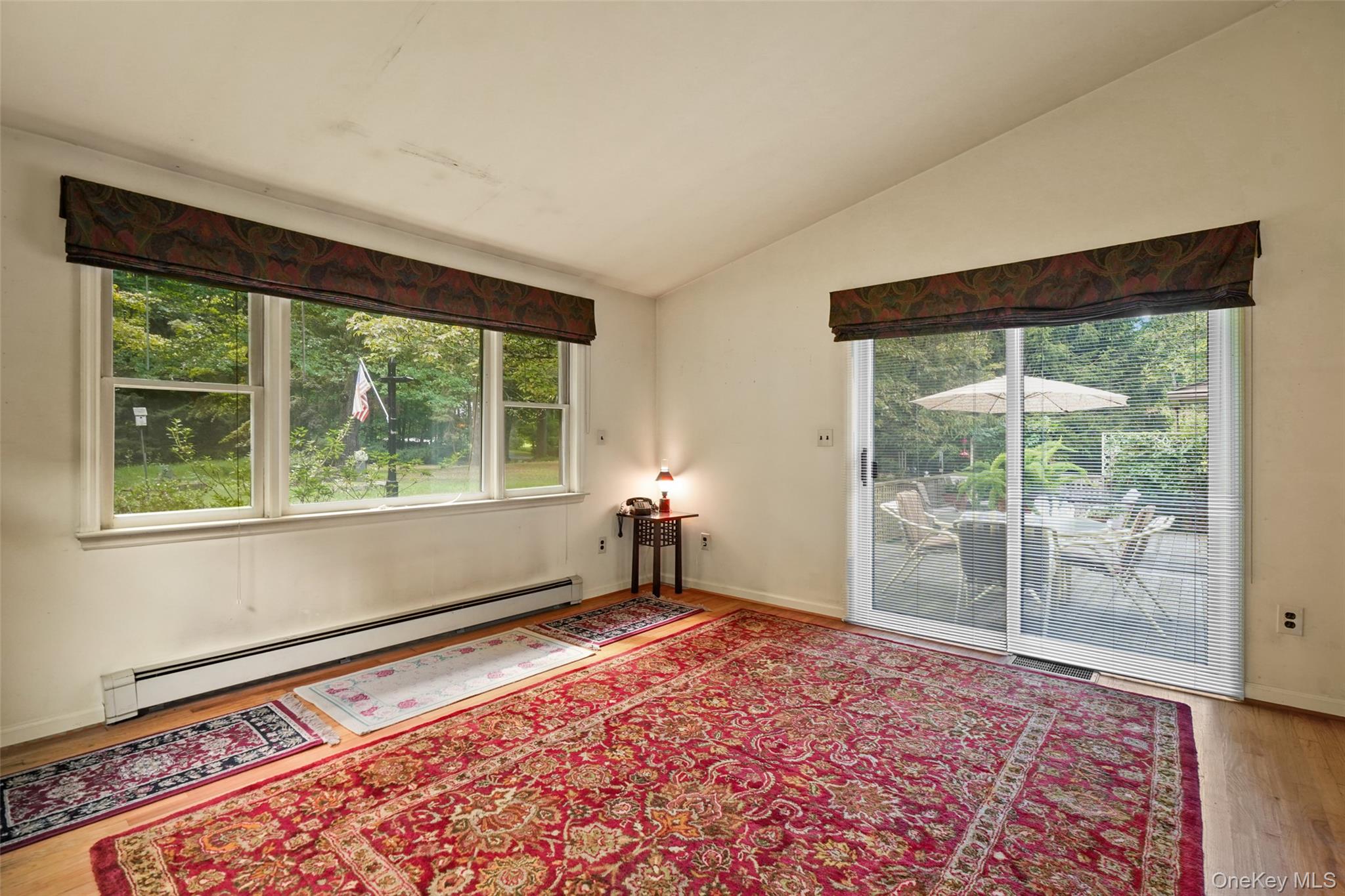 28 S Bedford Road – For Sale photo 16