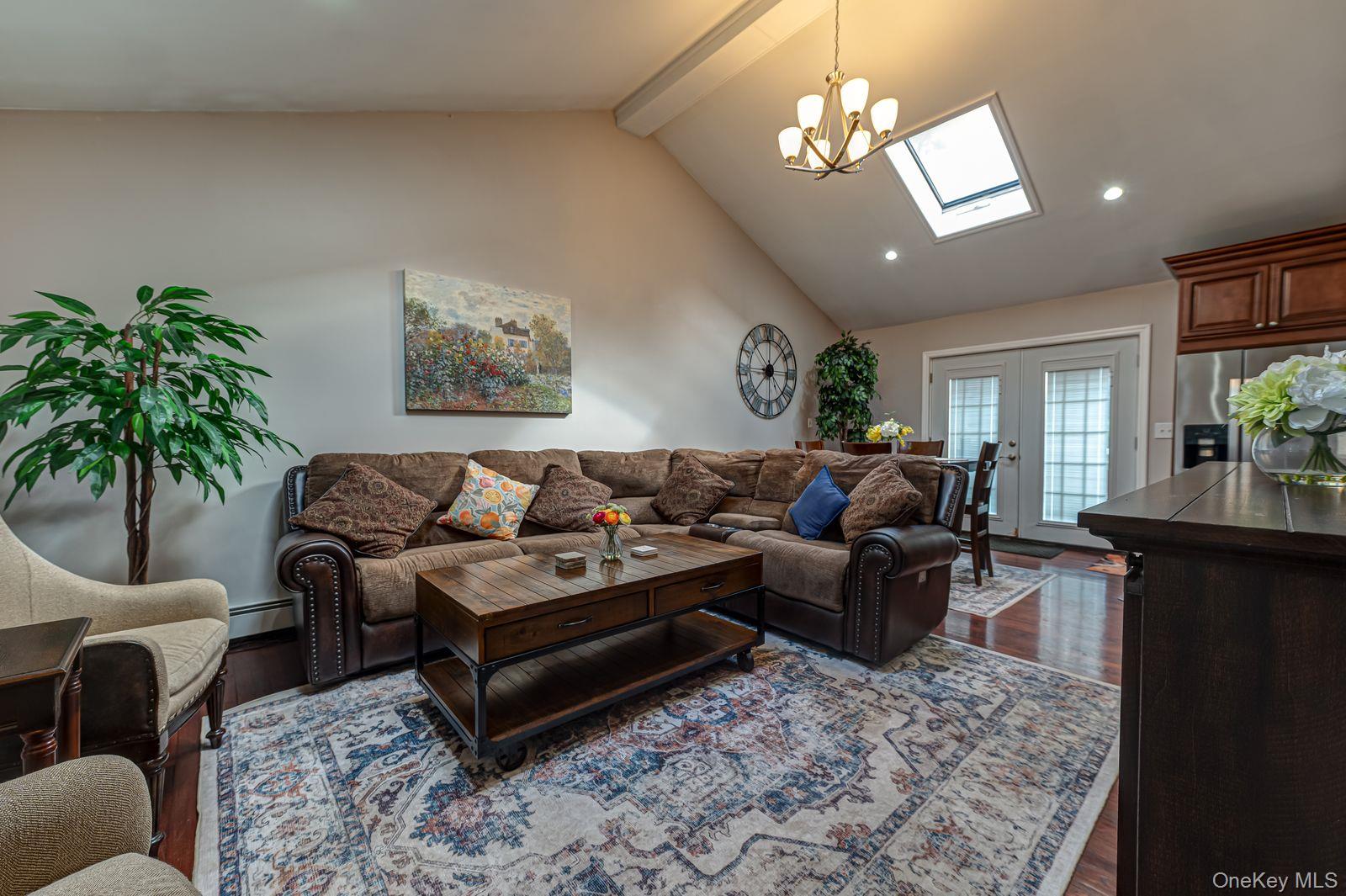 23 Jupiter Road – For Sale photo 3