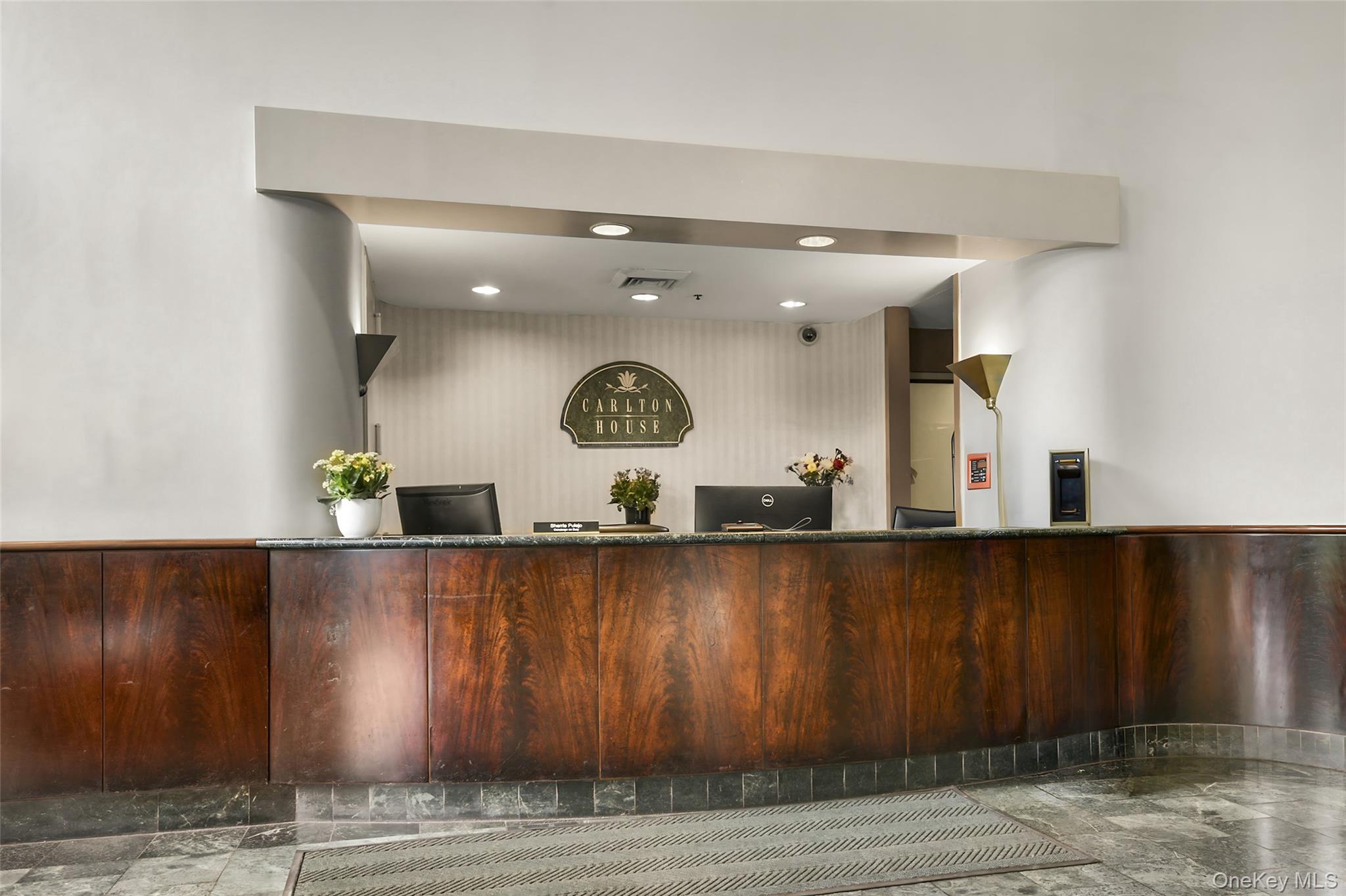 35 N Chatsworth Avenue, Unit 6C photo 4